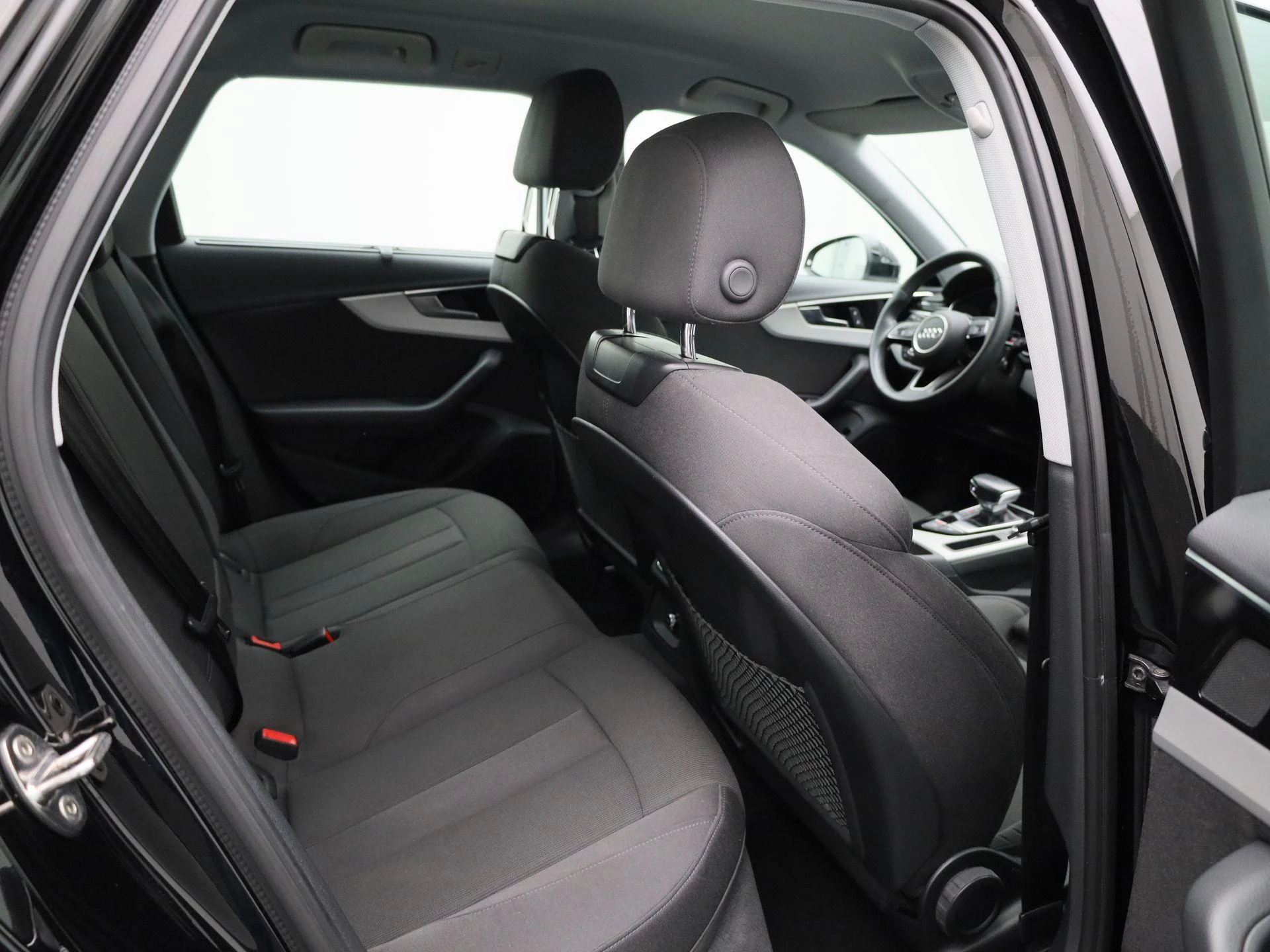 Audi-A4-image-36