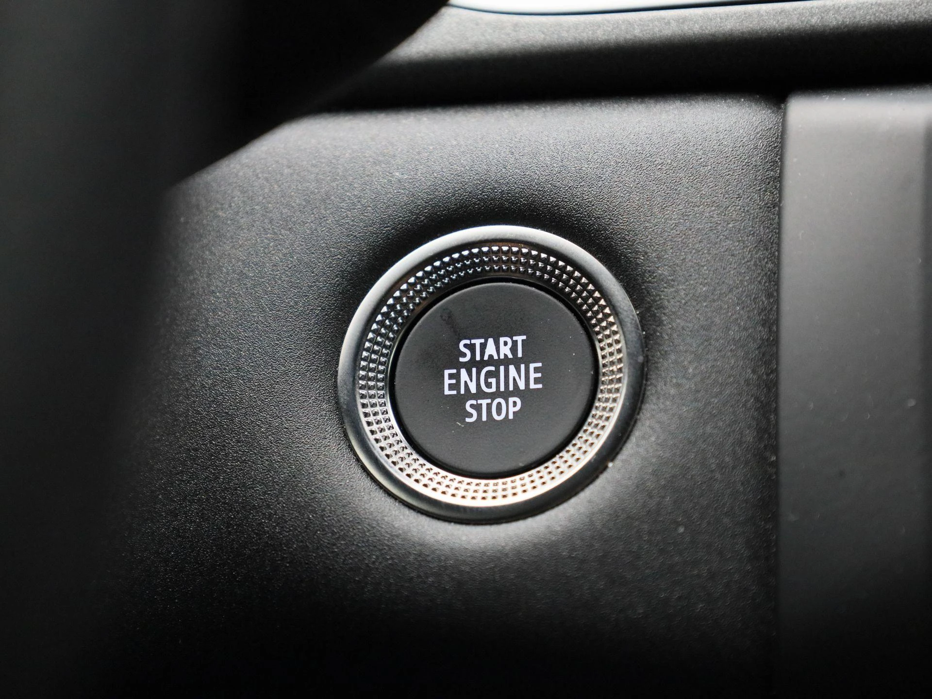 Renault-Captur-image-22