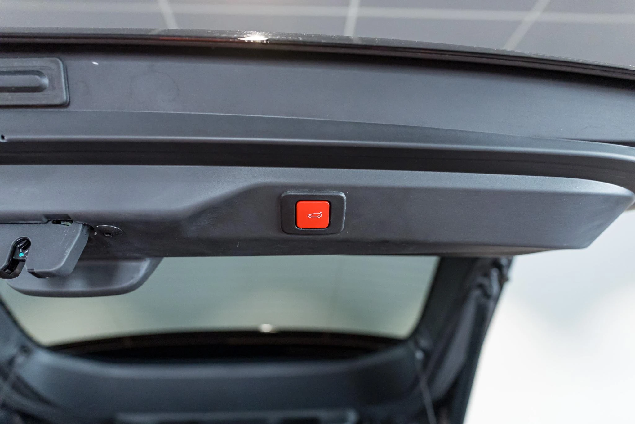 Peugeot 3008 1.2 HYBRID 145 e-DSC6 GT