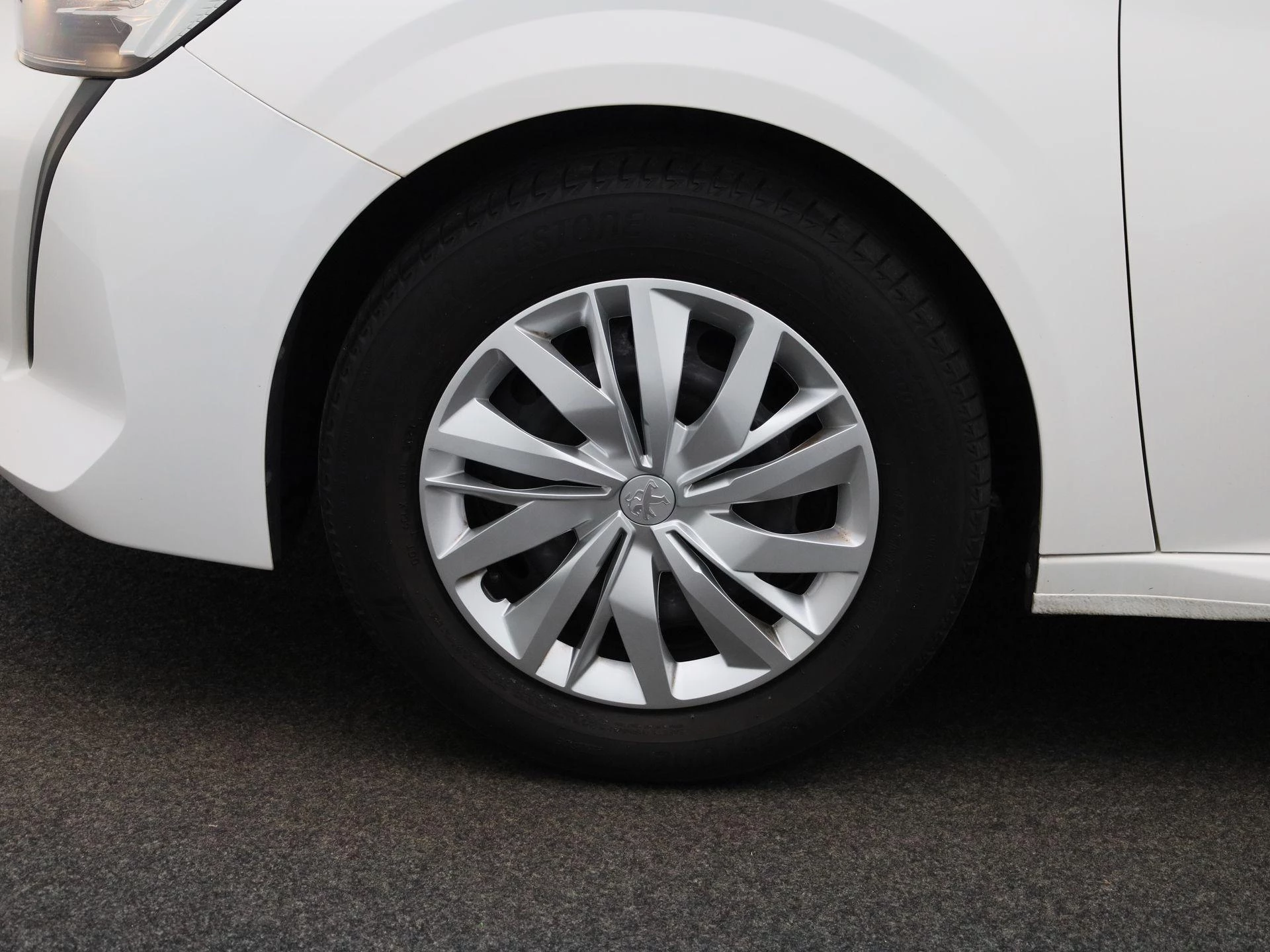 Peugeot-208-image-10