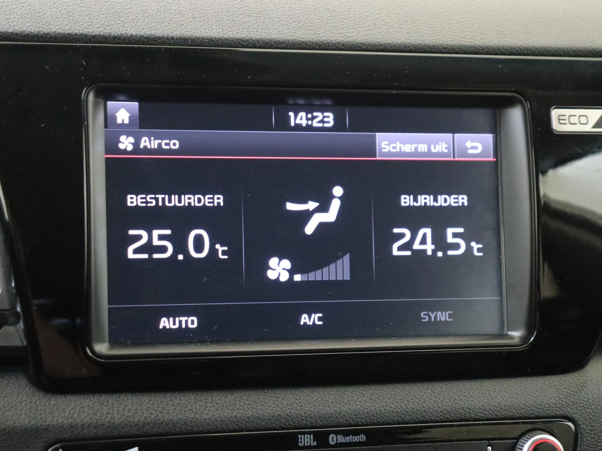 Kia-Niro-image-18