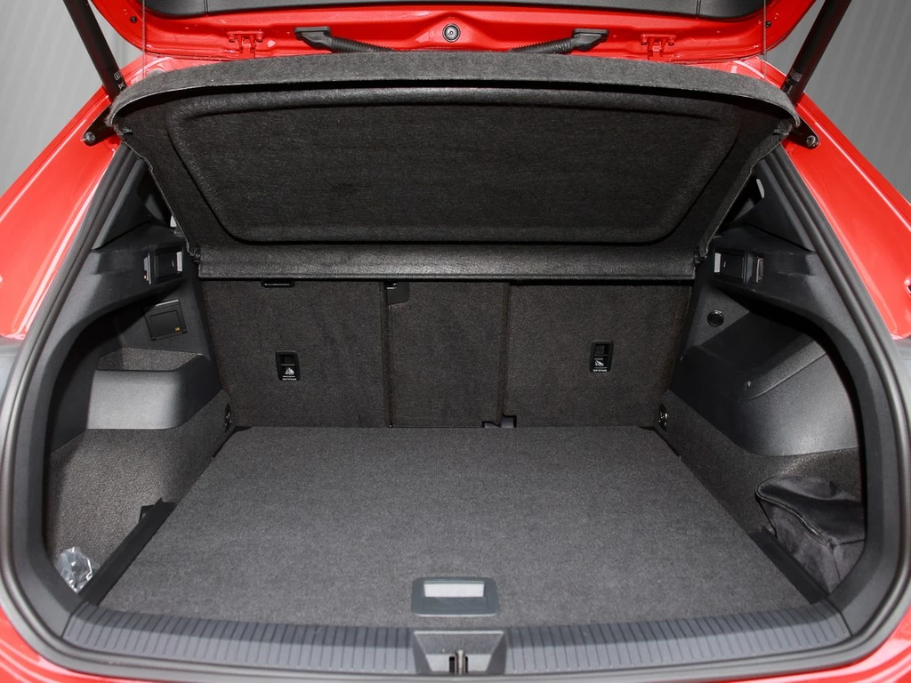 Volkswagen Tiguan 2.0 TDI DSG 4M R-Line AHK, Standhzg., Pano., 360°Kam., 20"Alu.,