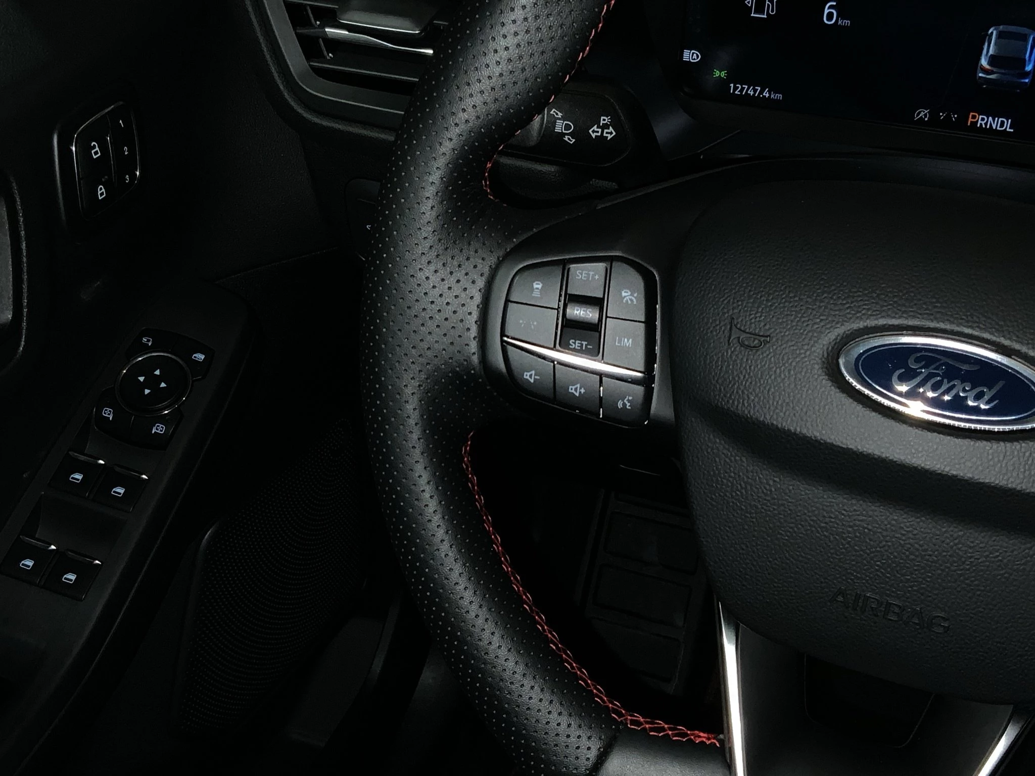 Ford-Kuga-image-17