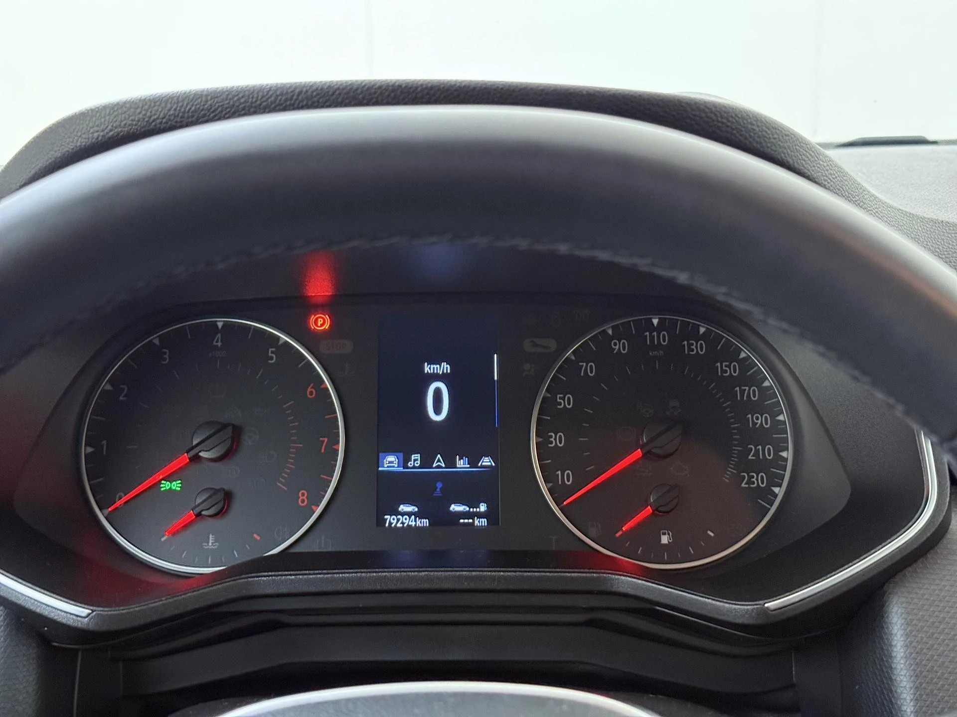 Renault-Clio-image-11