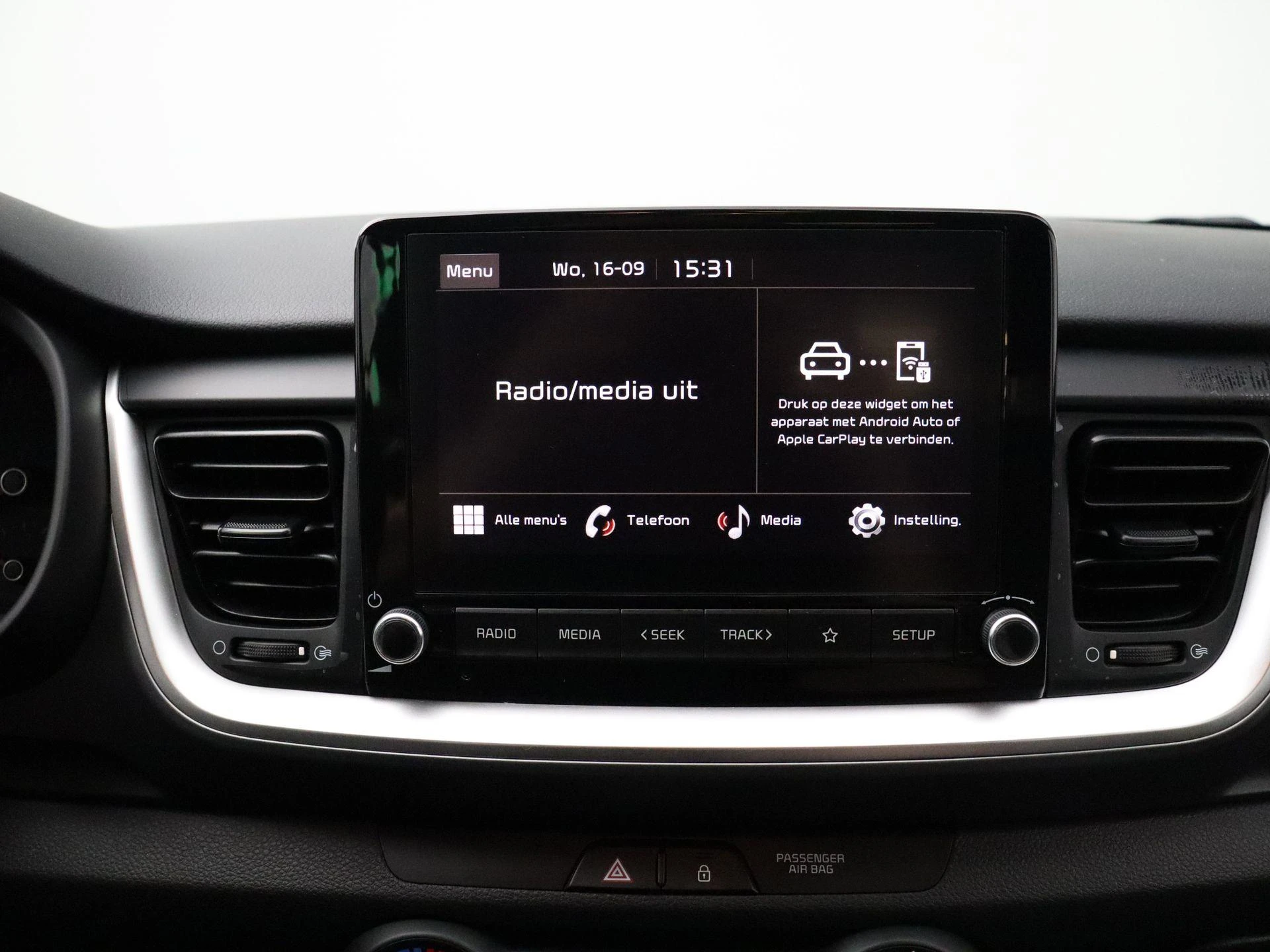 Kia-Stonic-image-7