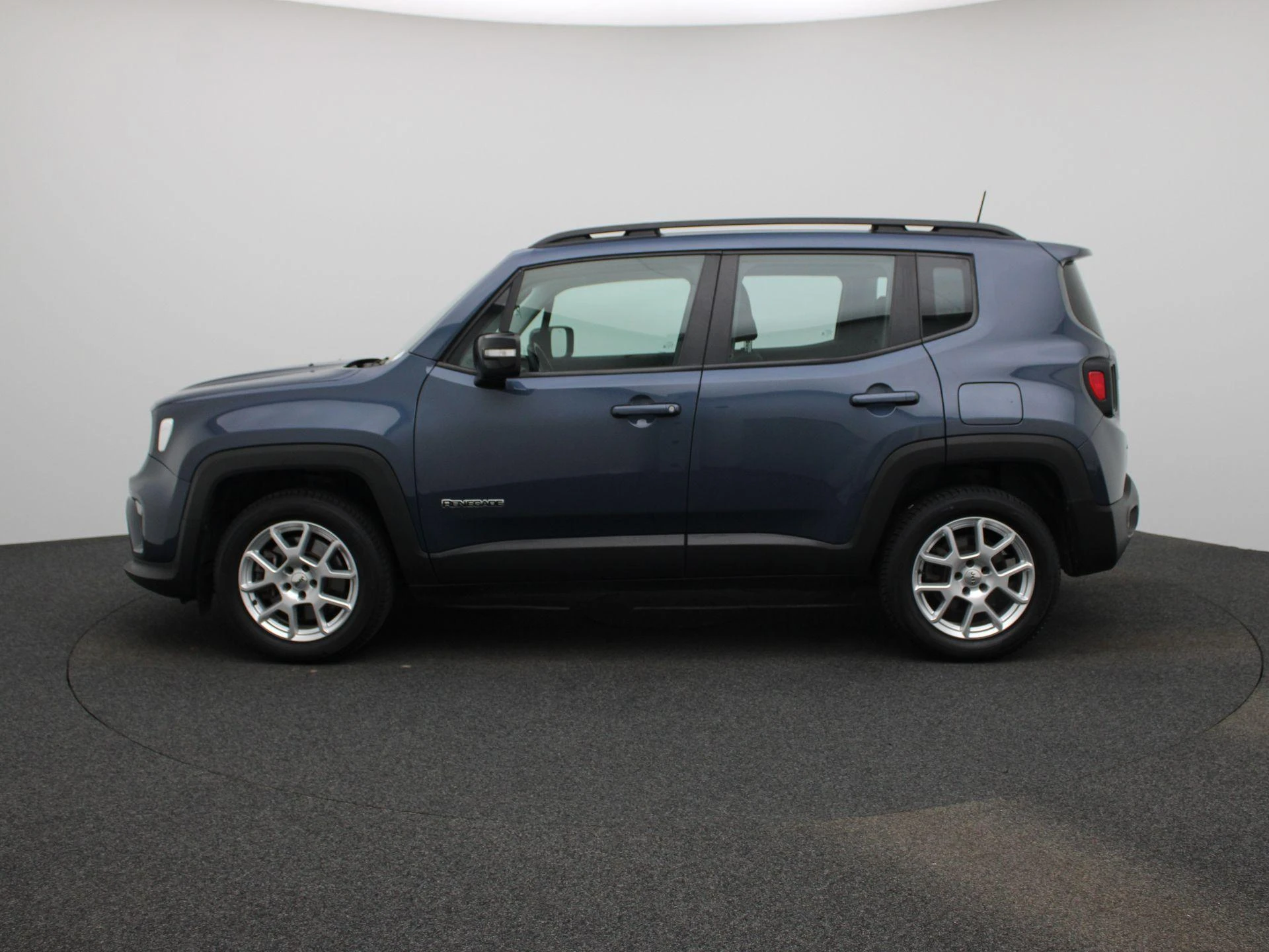 Jeep-Renegade-image-3