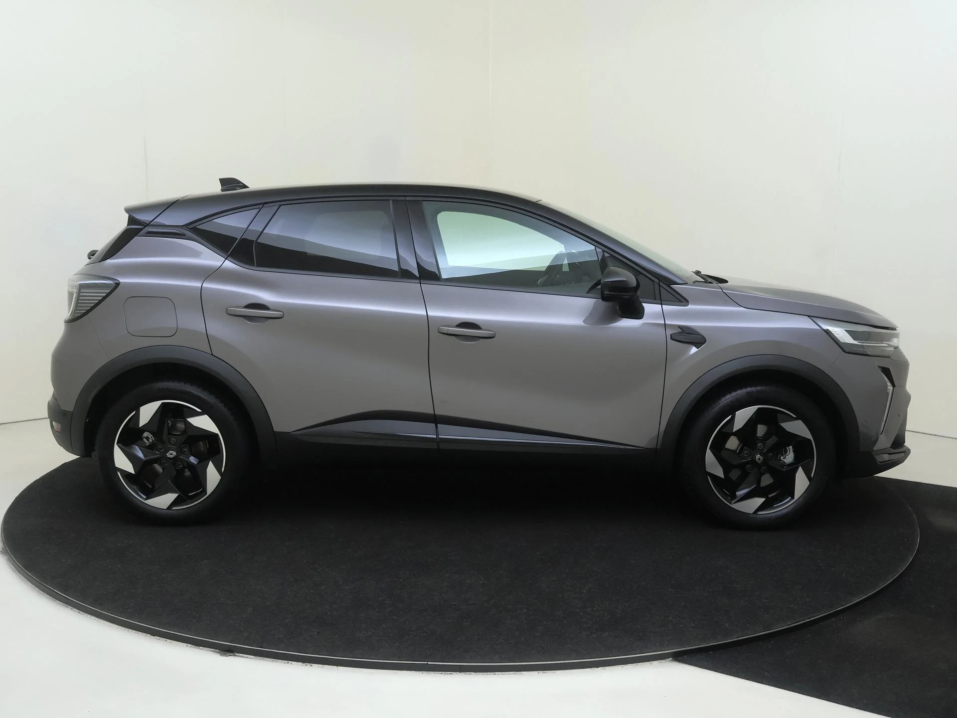 Renault-Captur-image-7
