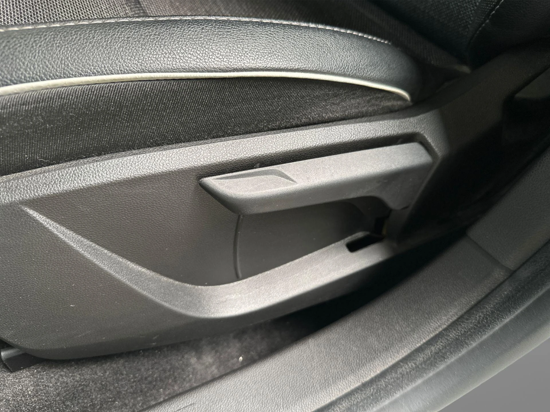 Renault Captur 1.6 E-Tech Plug-in Hybrid 160 Intens
