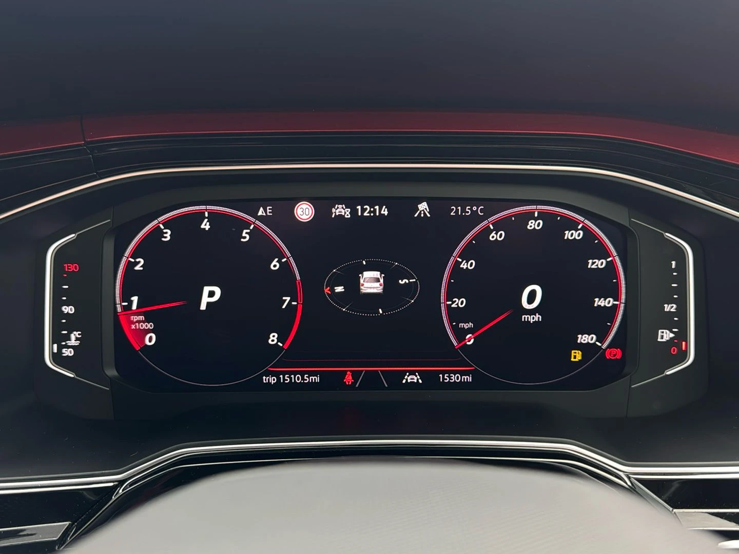 Volkswagen-Polo-image-12