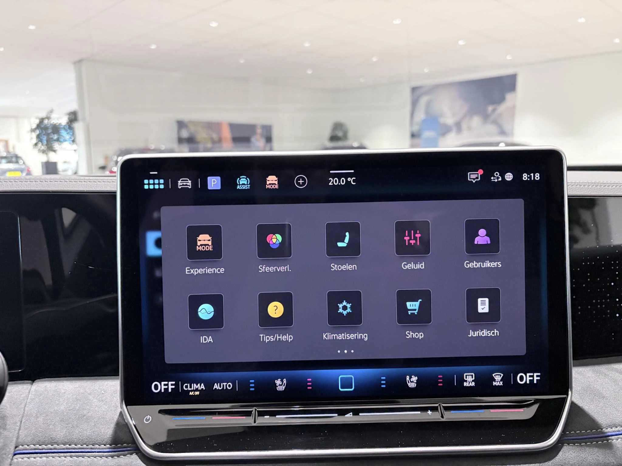 Volkswagen-Tiguan-image-23