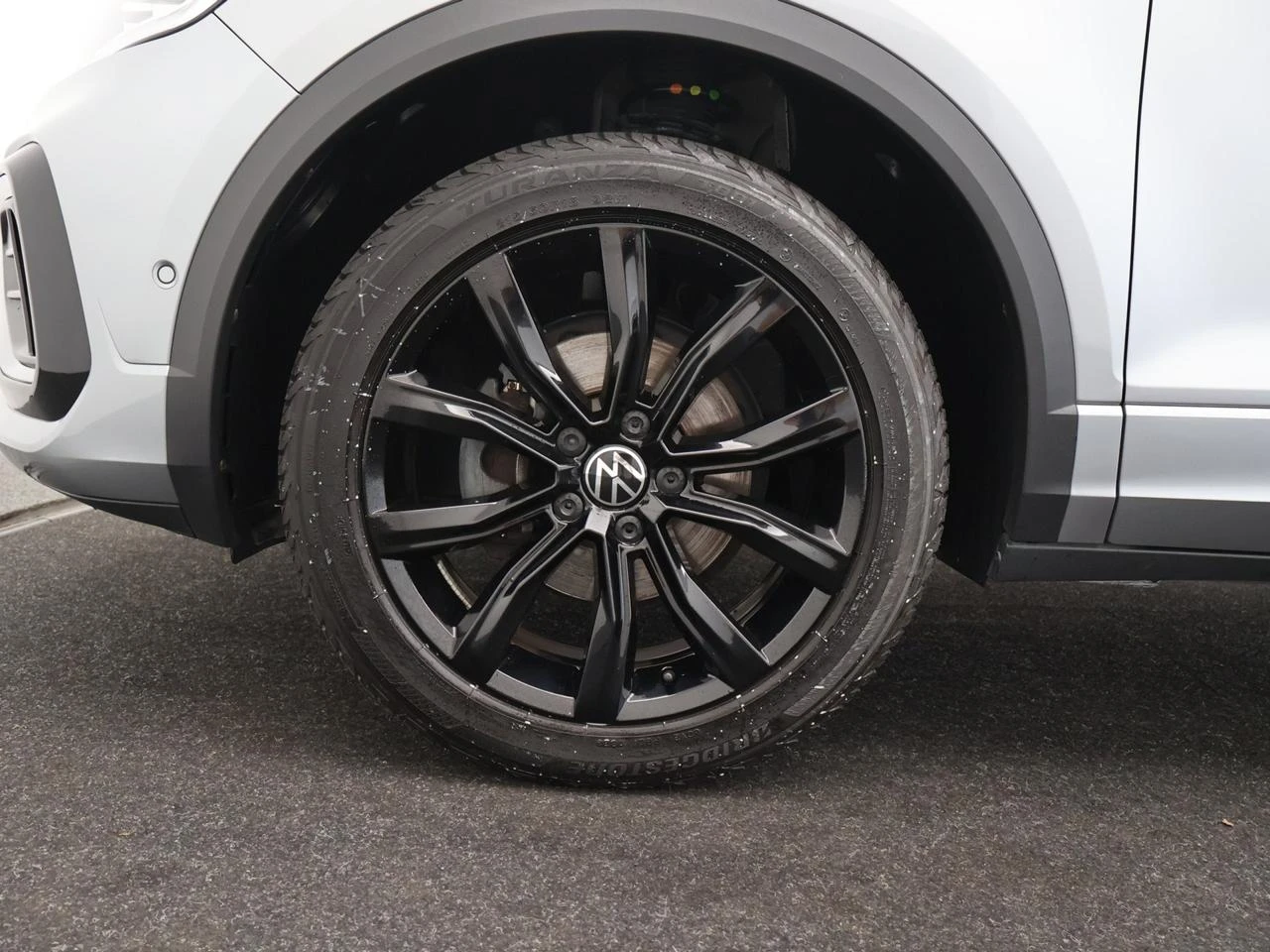 Volkswagen-T-Roc-image-1