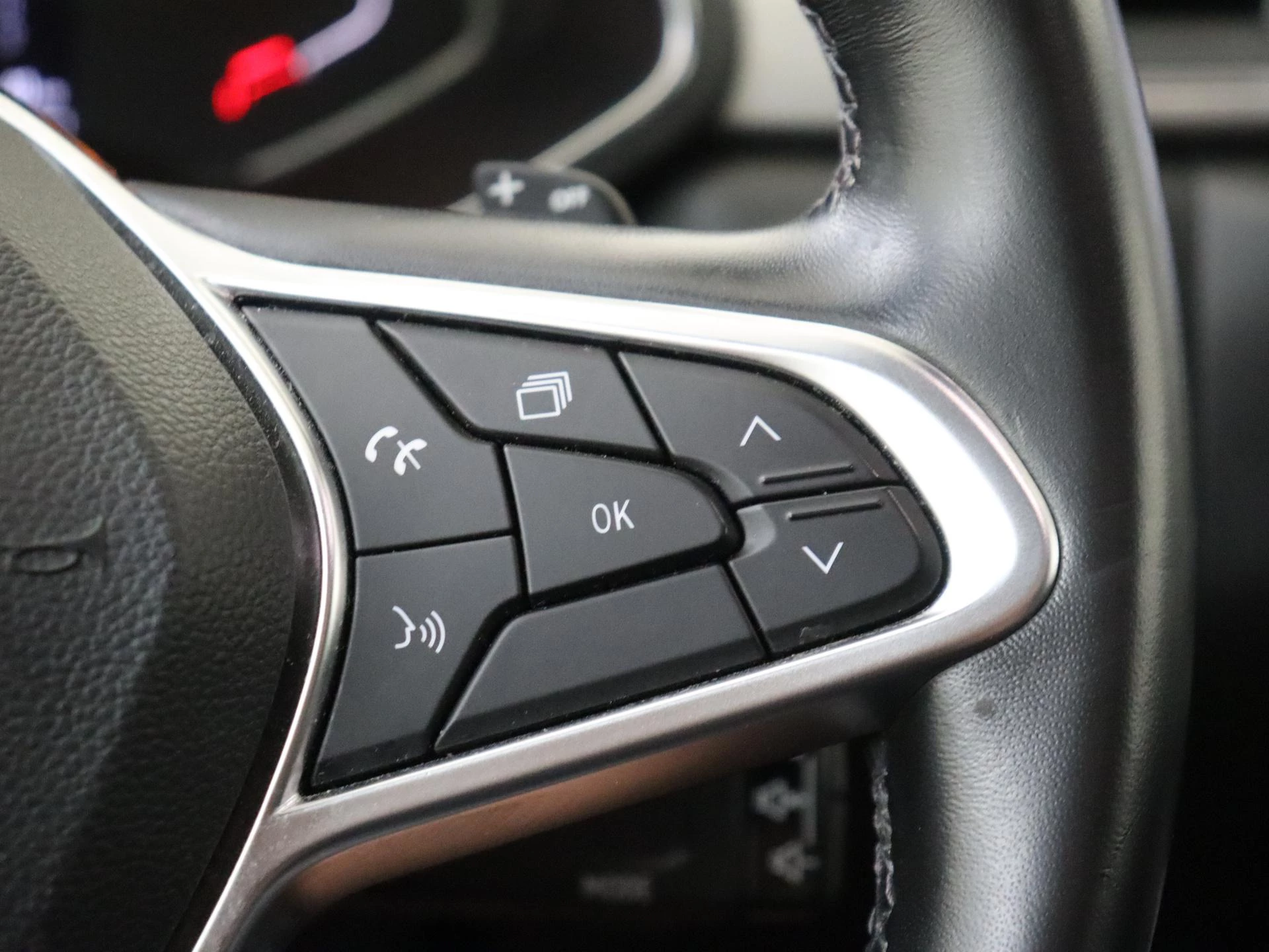 Renault-Captur-image-13