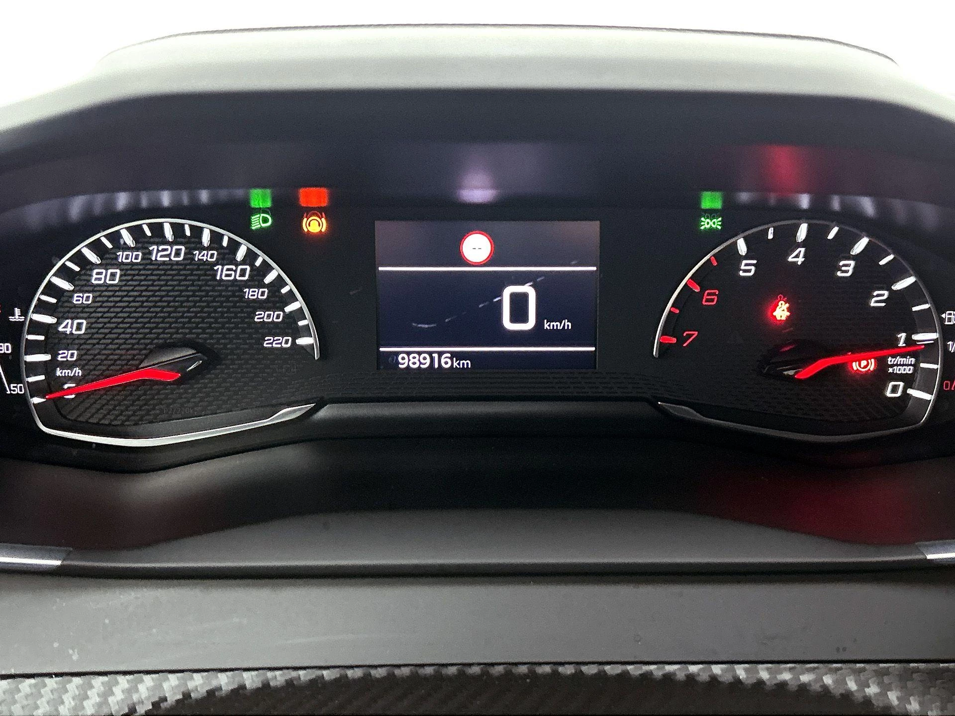 Peugeot-2008-image-14