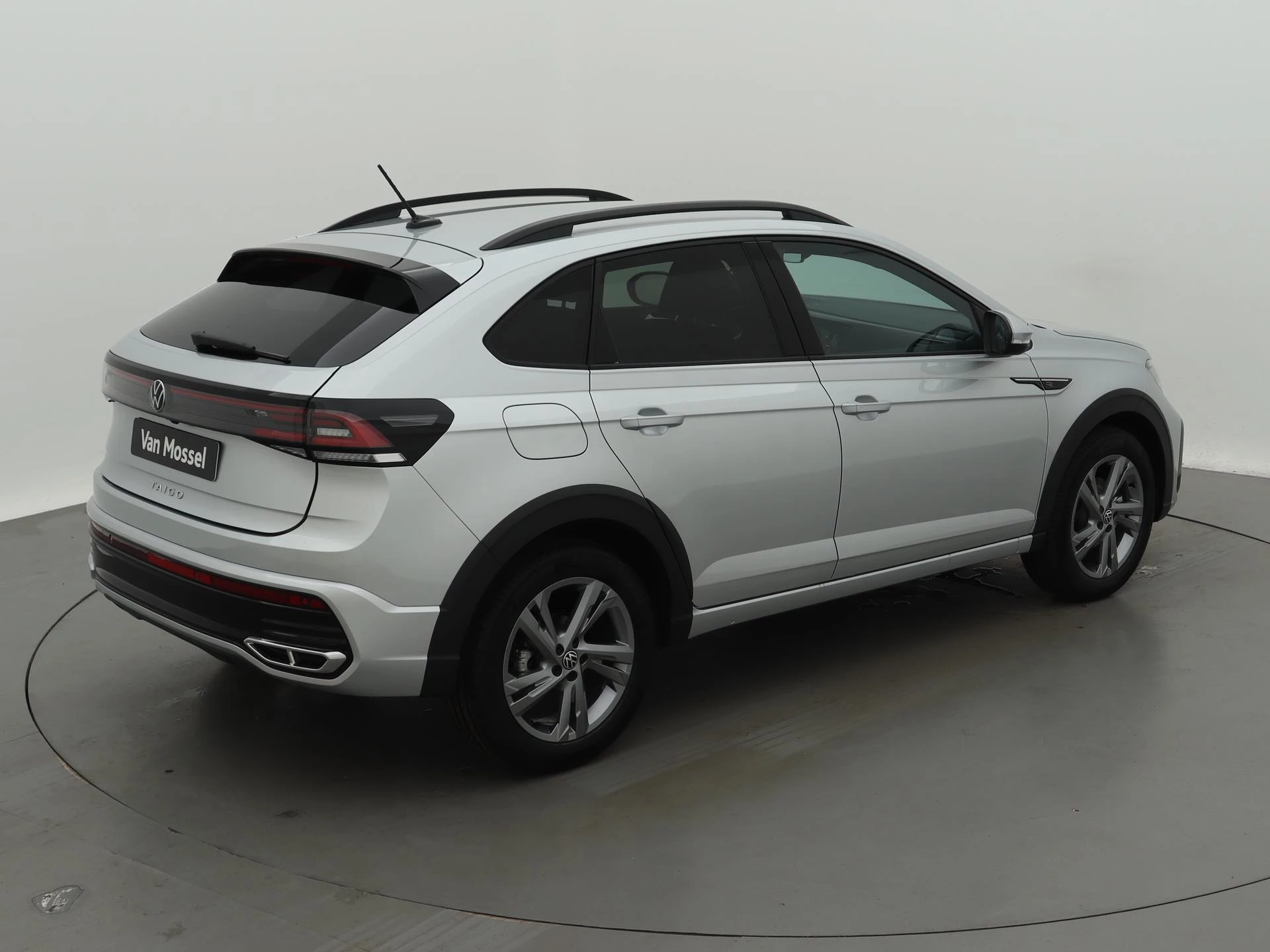 Volkswagen-Taigo-image-2