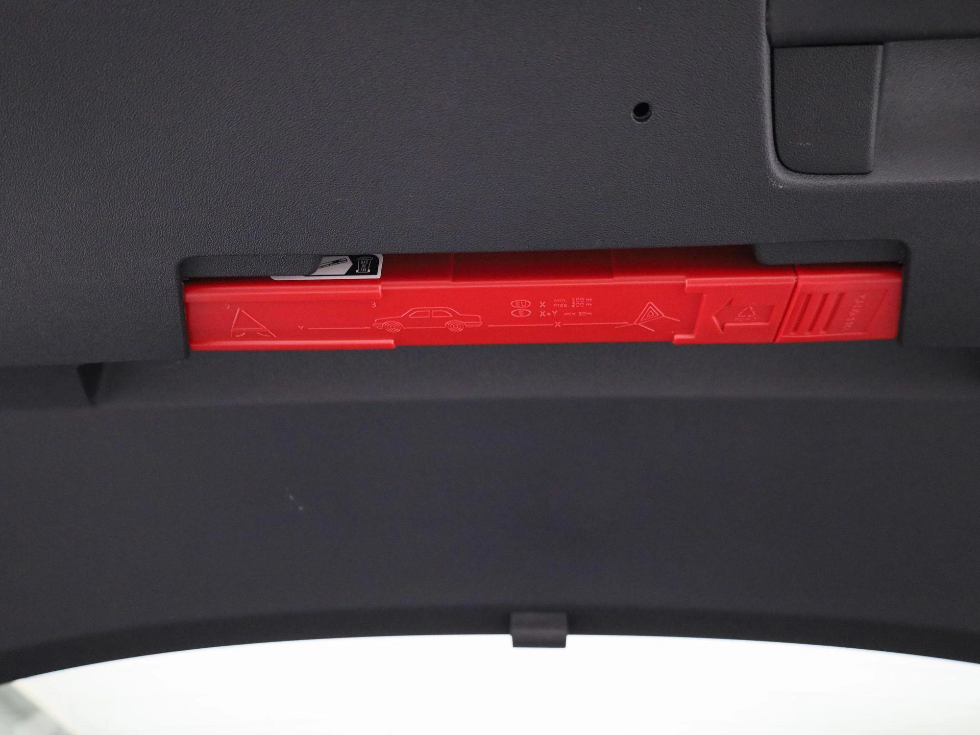 Volkswagen-Tiguan-image-11