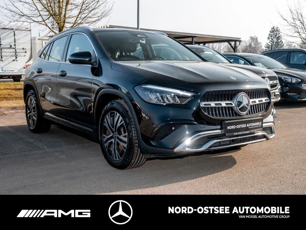 Mercedes-Benz GLA 200 d PROGRESSIVE AHK LED KAMERA DISTRO NAV Progressive