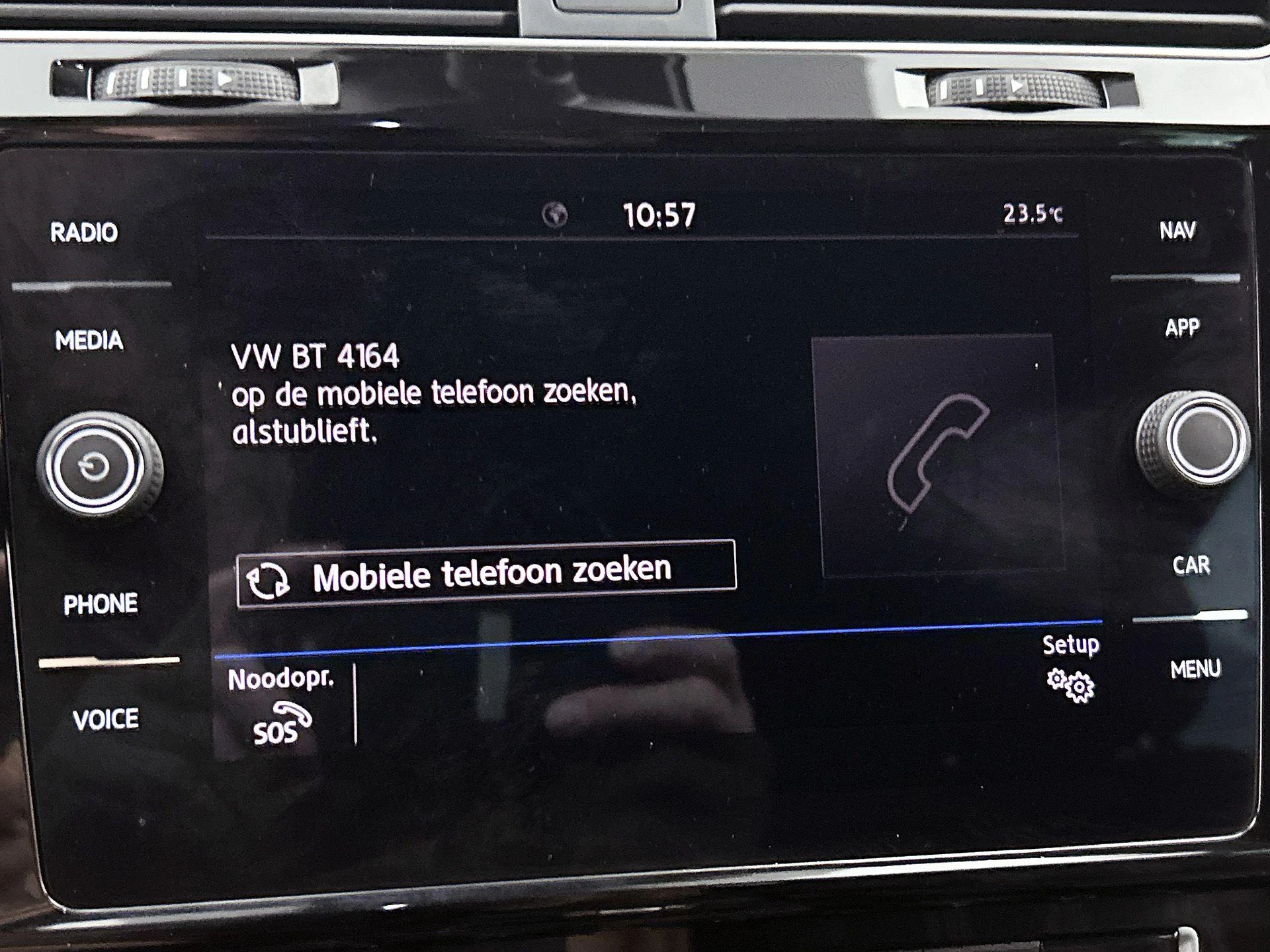 Volkswagen-Golf-image-6
