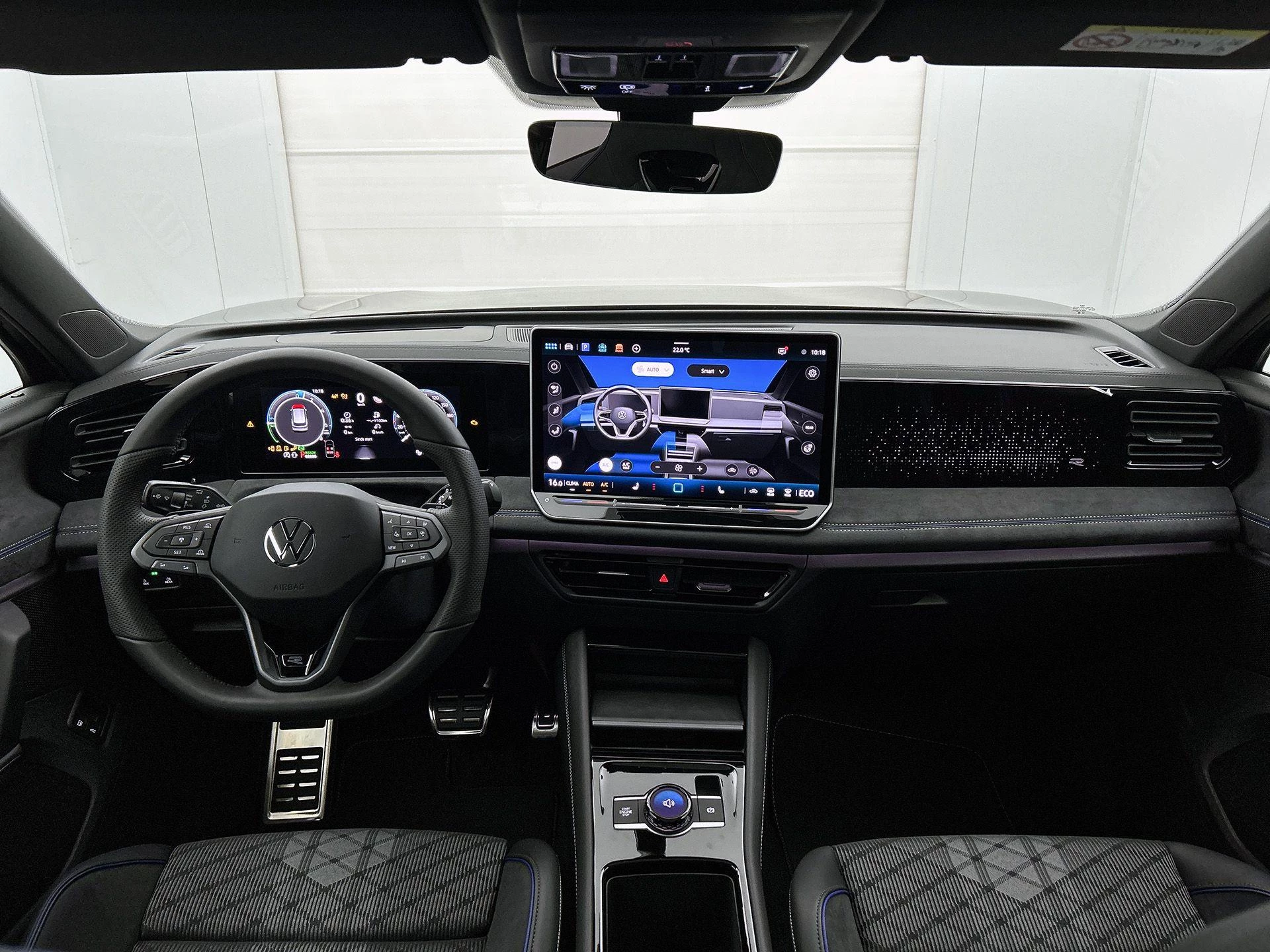 Volkswagen Tiguan 1.5 eHybrid R-Line Edition