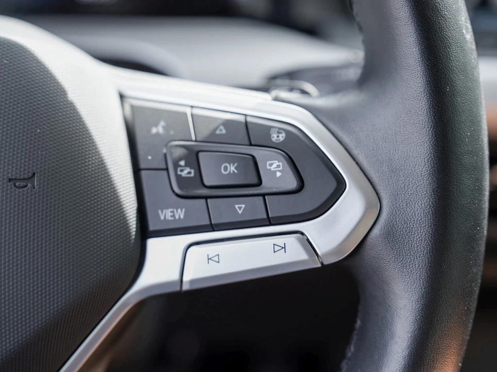 Volkswagen-Golf-image-15