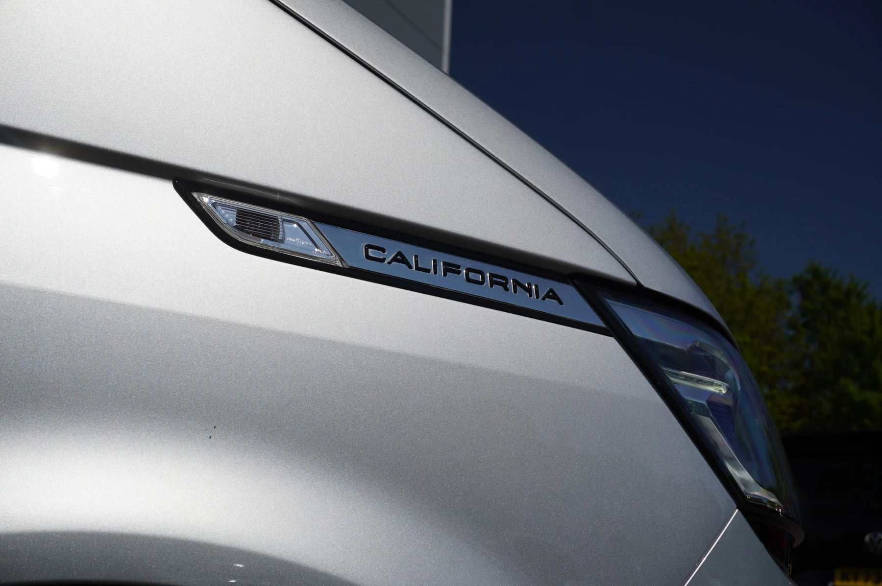 Volkswagen-California-image-23