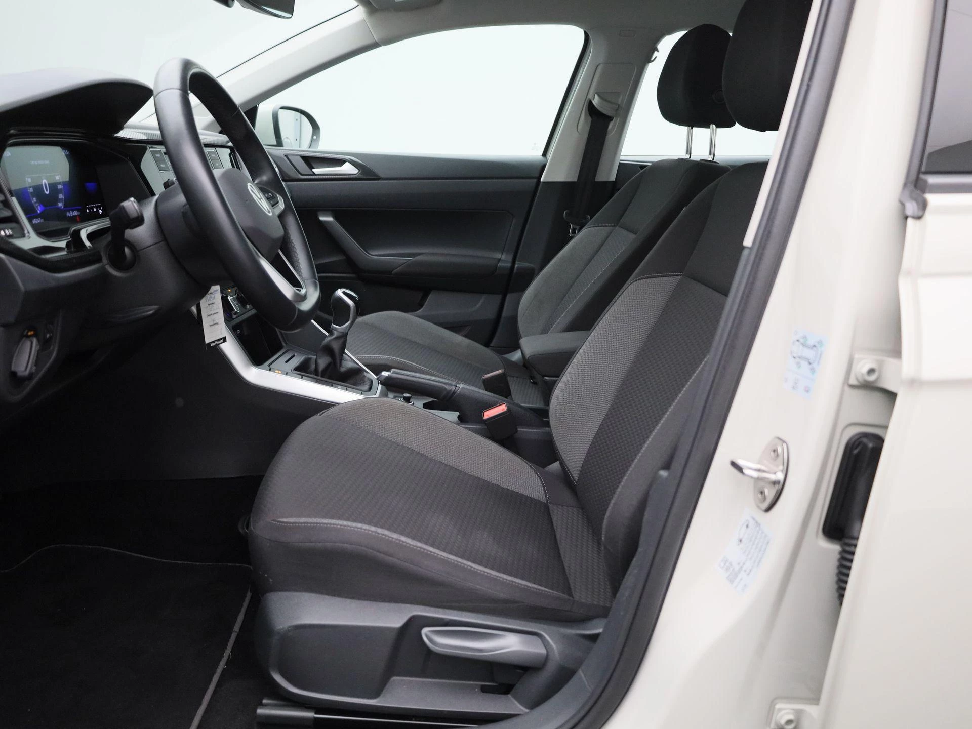 Volkswagen-Taigo-image-7