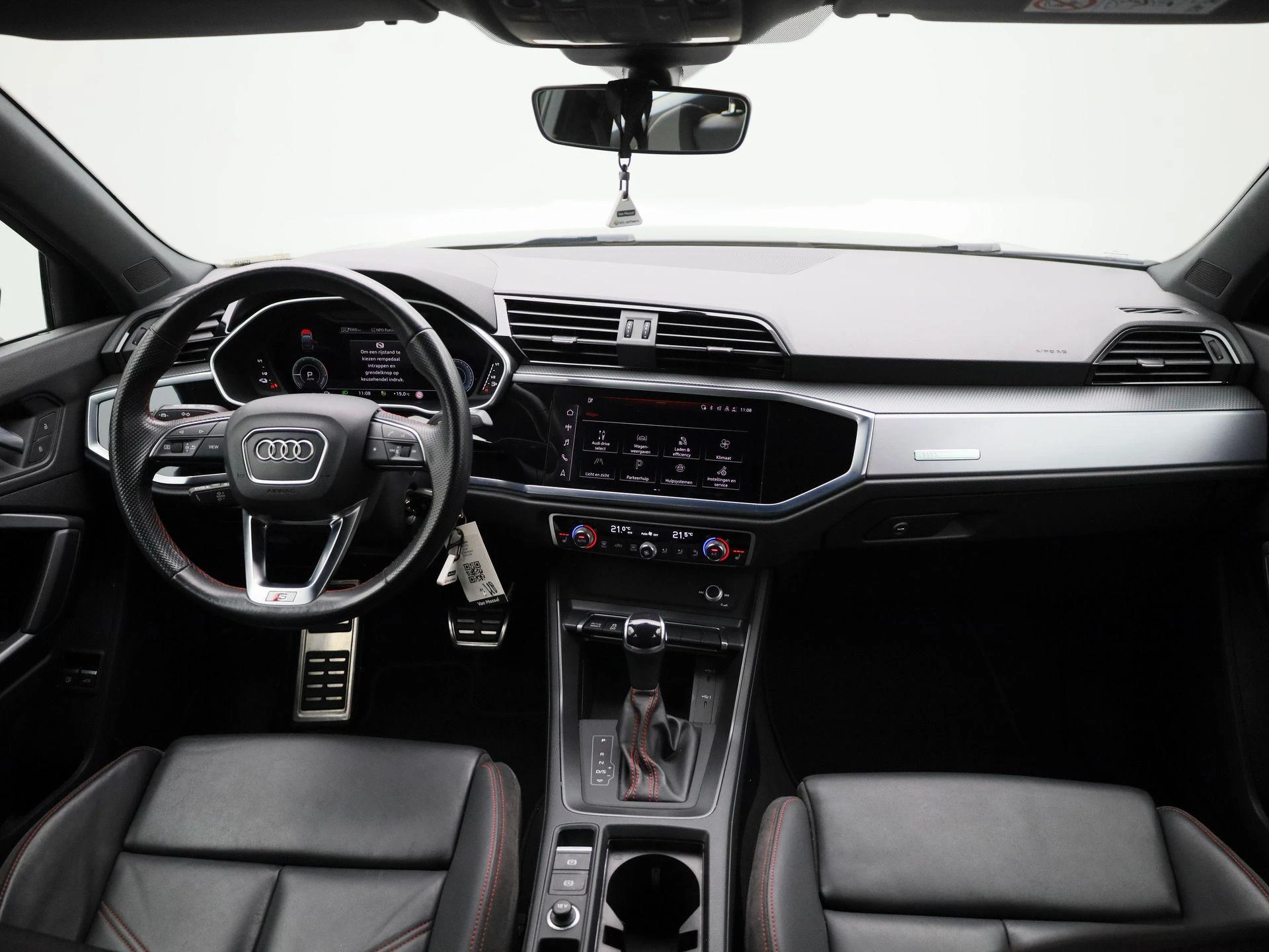 Audi-Q3-image-38