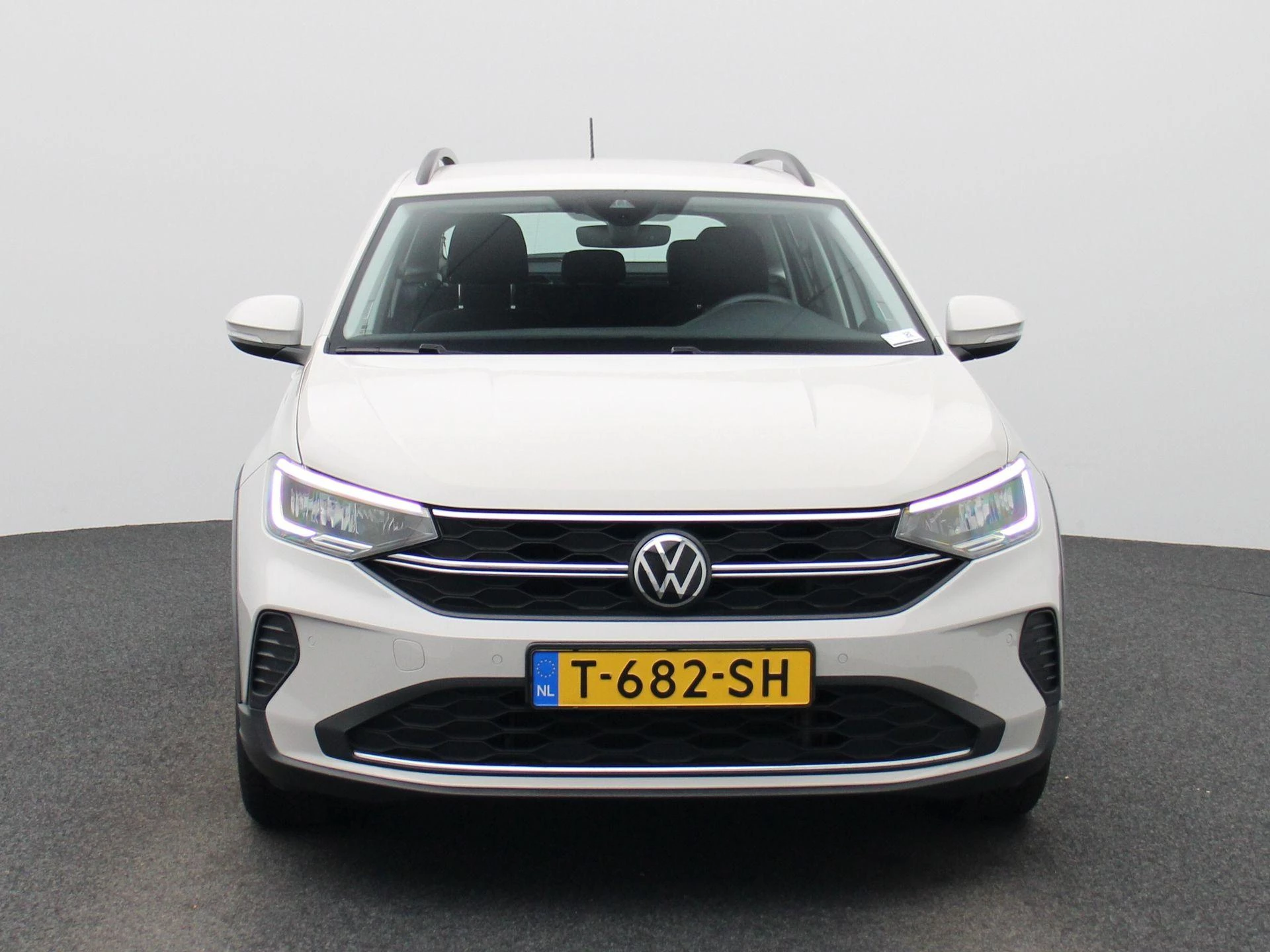 Volkswagen-Taigo-image-2