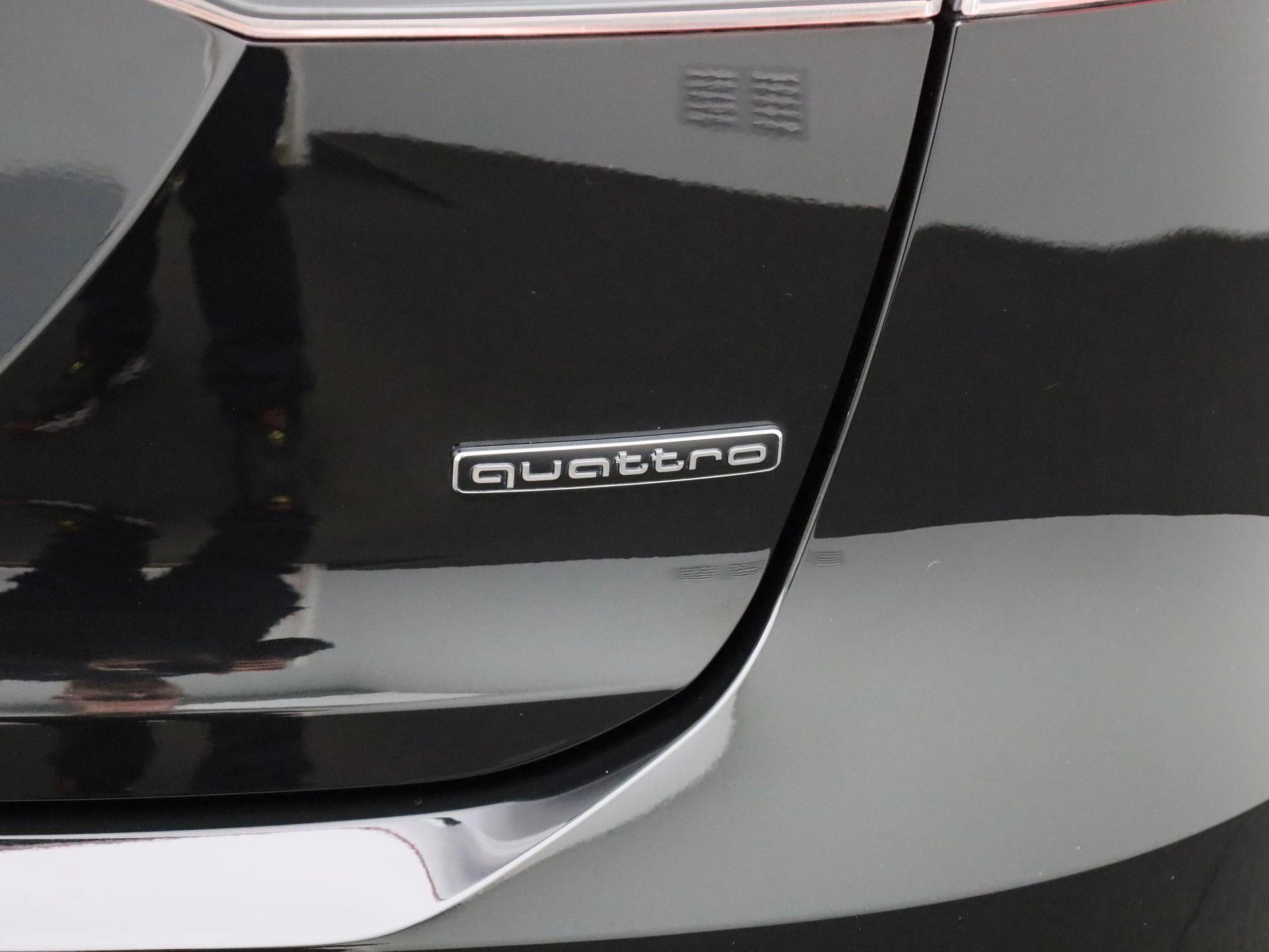 Audi-Q4 e-tron-image-47