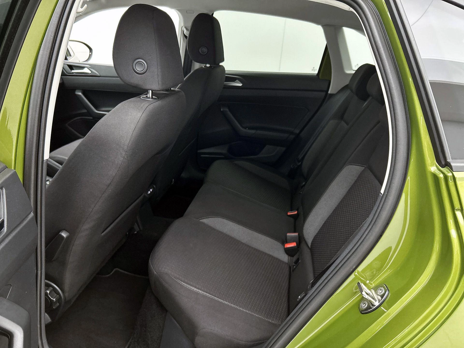 Volkswagen-Taigo-image-12