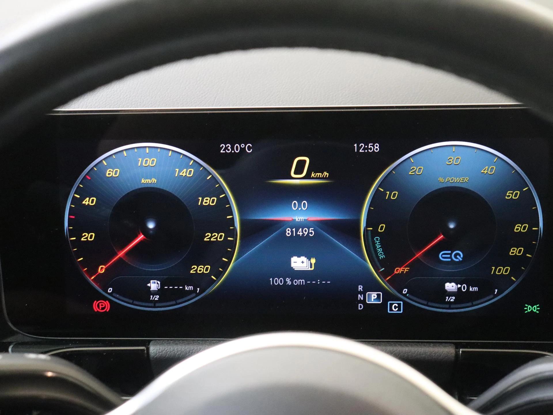 Mercedes-Benz-B-Klasse-image-12