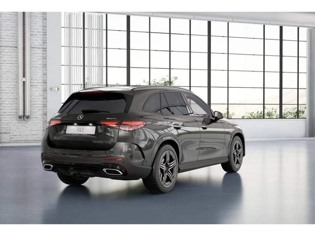 Mercedes-Benz-GLC 220 d-image-3