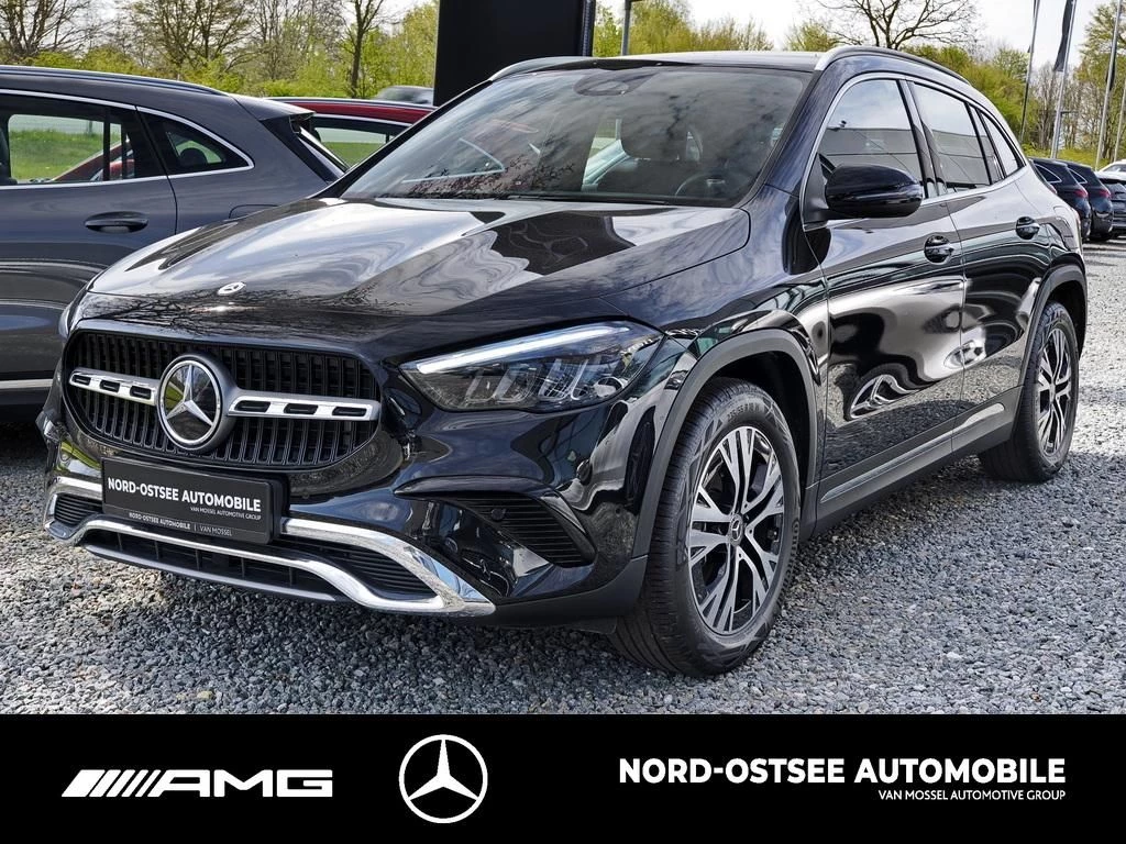 Mercedes-Benz-GLA-image-5