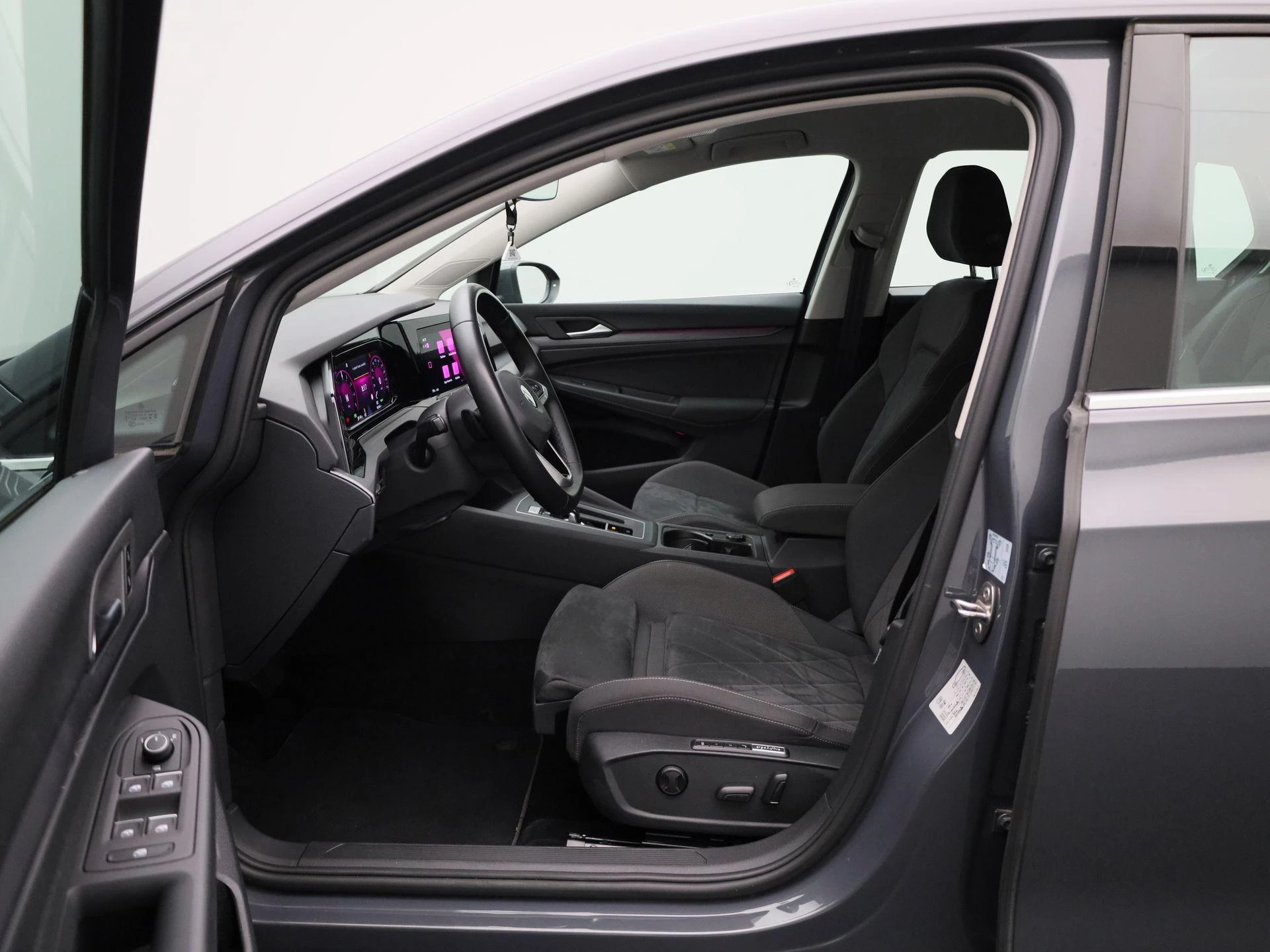Volkswagen Golf VIII 1.4 eHybrid Life DSG