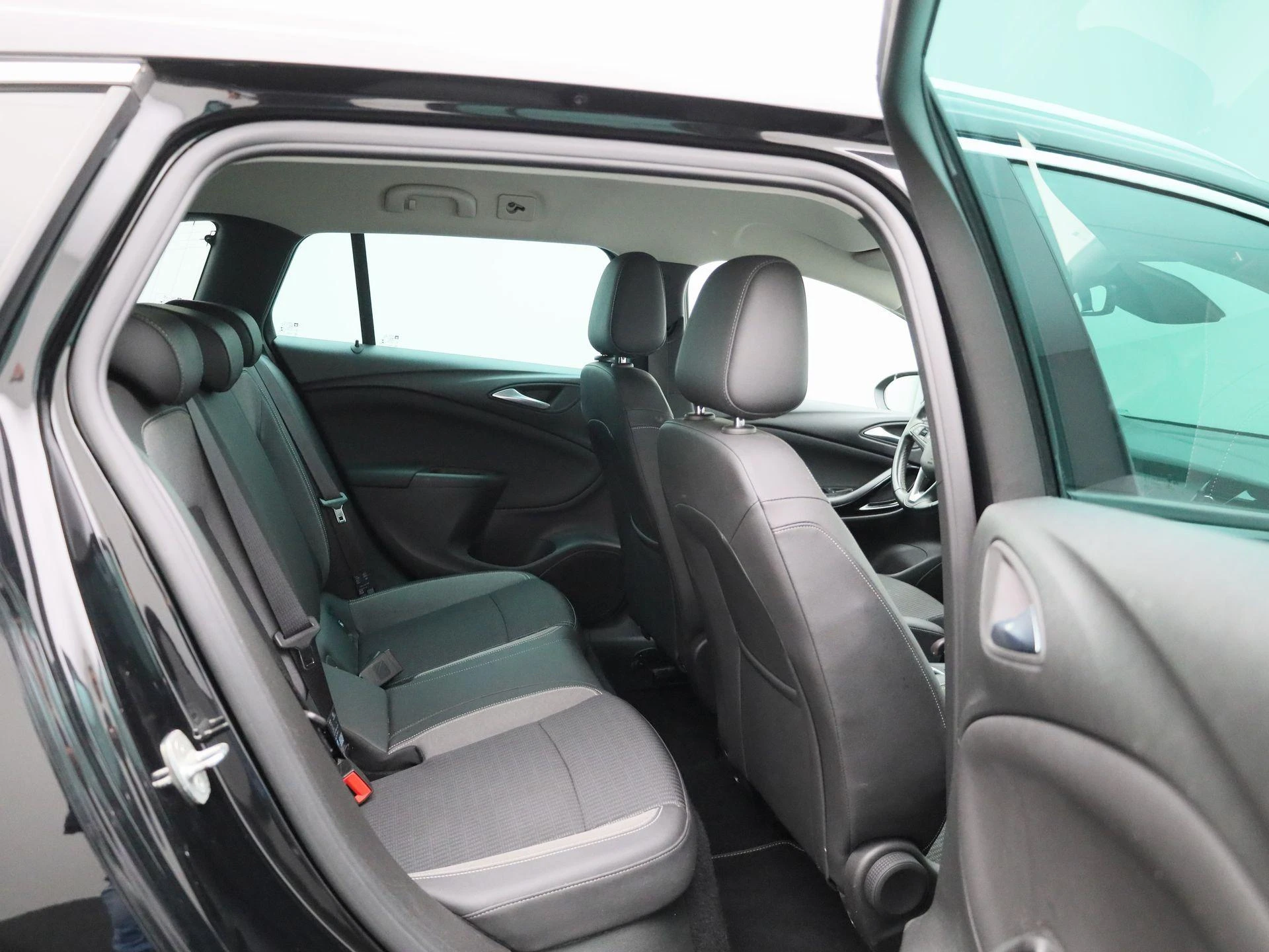 Opel-Astra-image-33