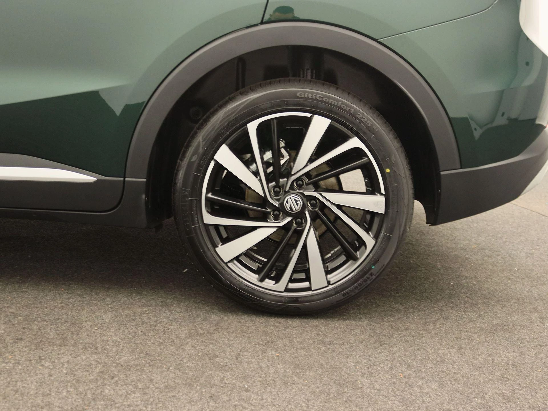 MG-ZS-image-14