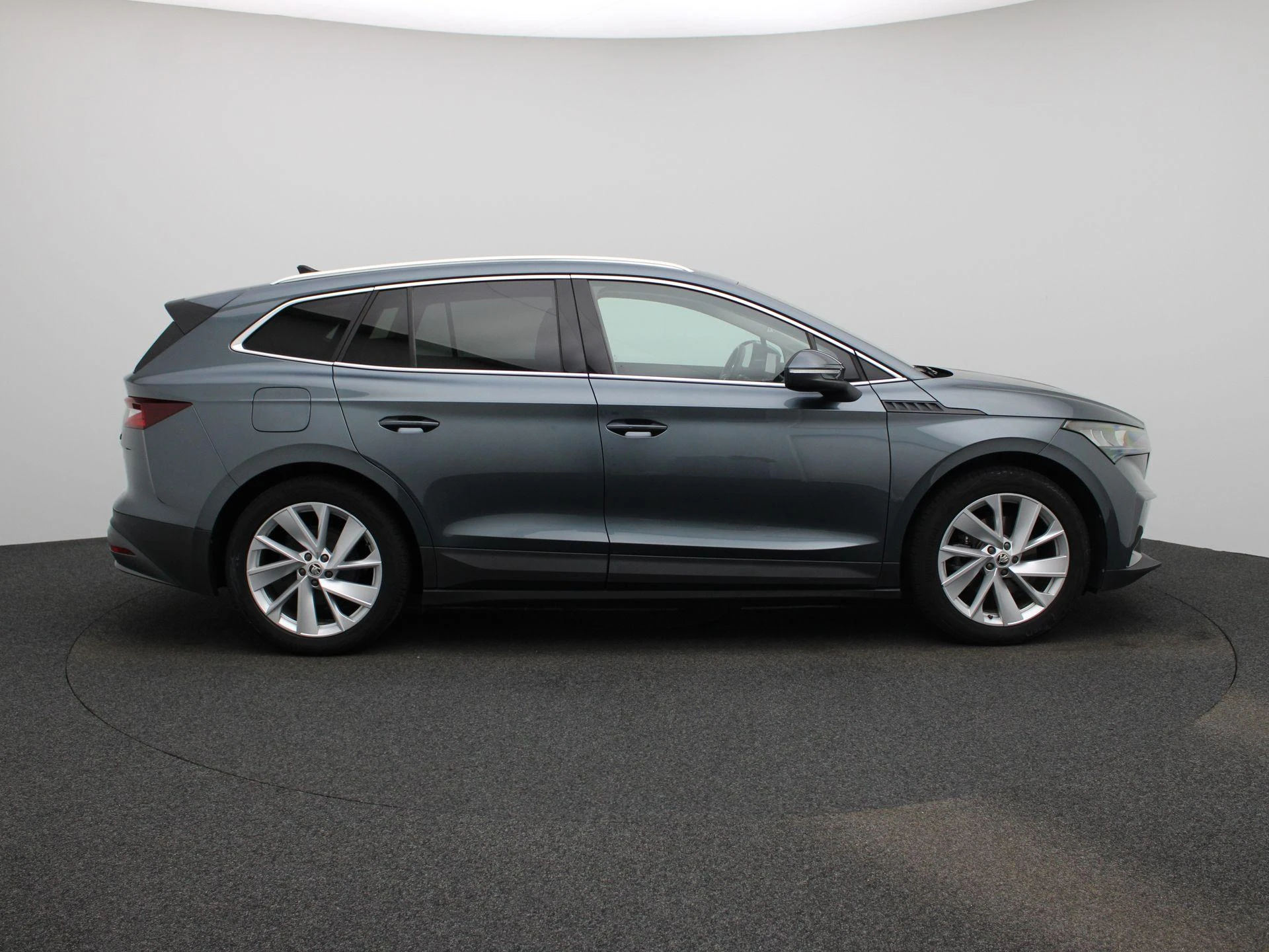Škoda-Enyaq iV-image-5