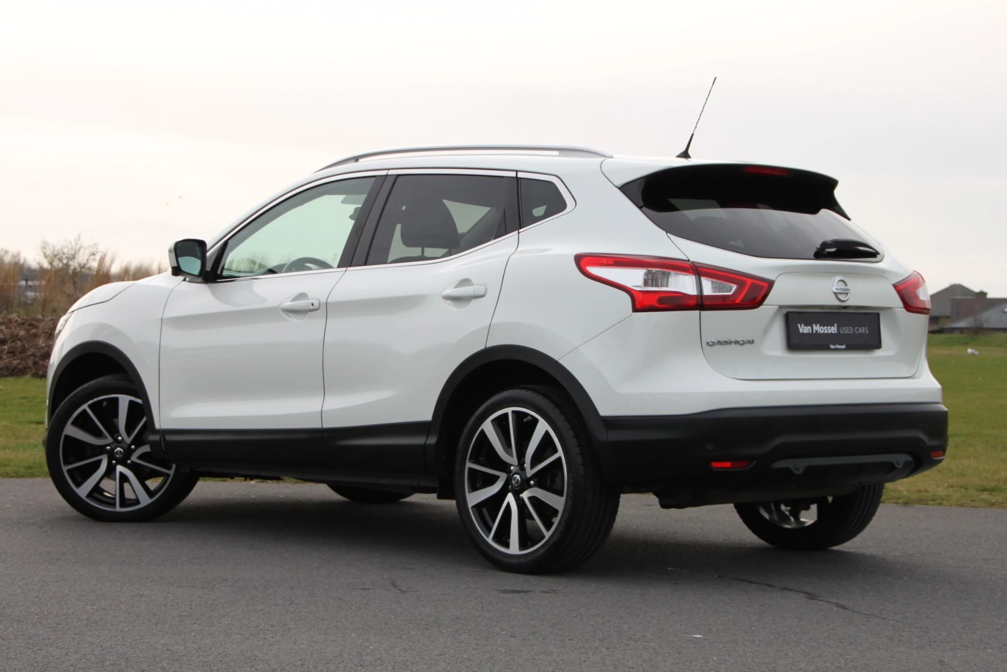 Nissan-QASHQAI-image-6