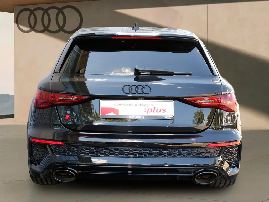 Audi RS3 Sportback 2.5 TFSI Q 19"|NAVI+VC|MATRIX|B&O|