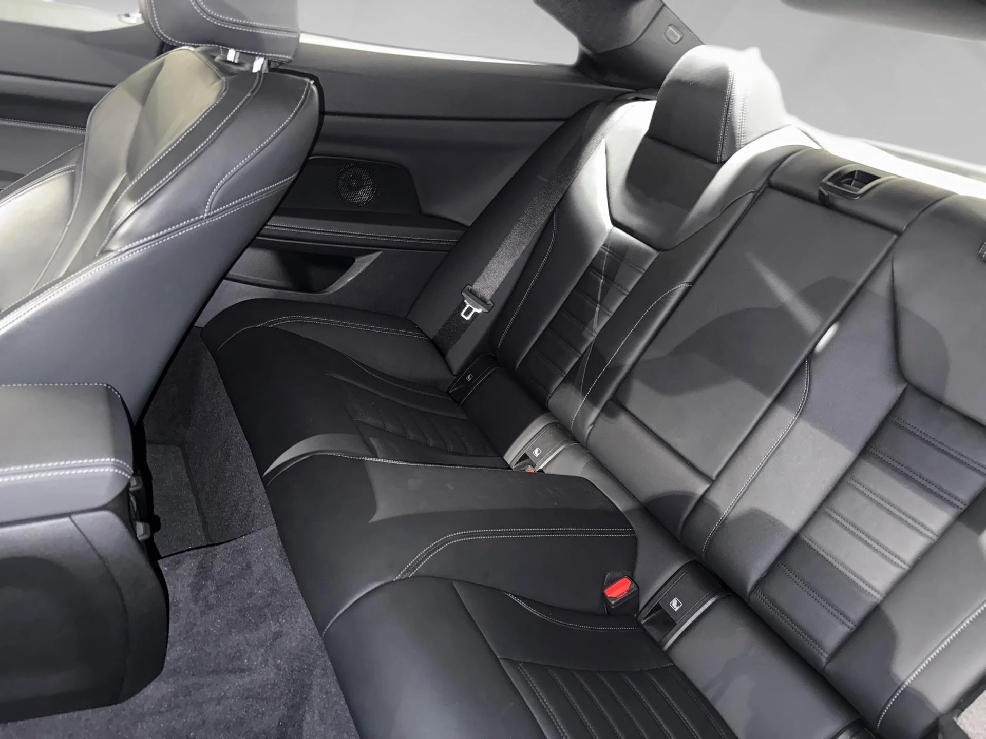 BMW-Série 4-image-8