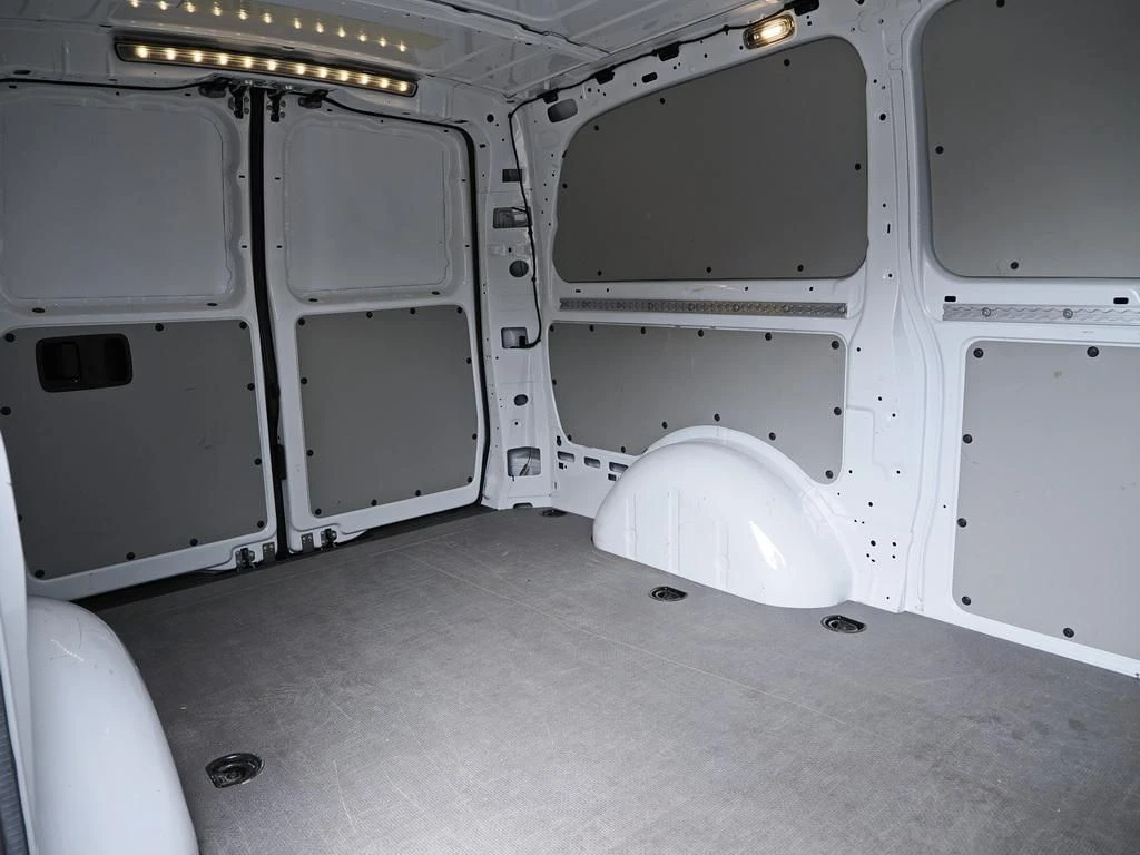 Mercedes-Benz-Vito 116-image-13