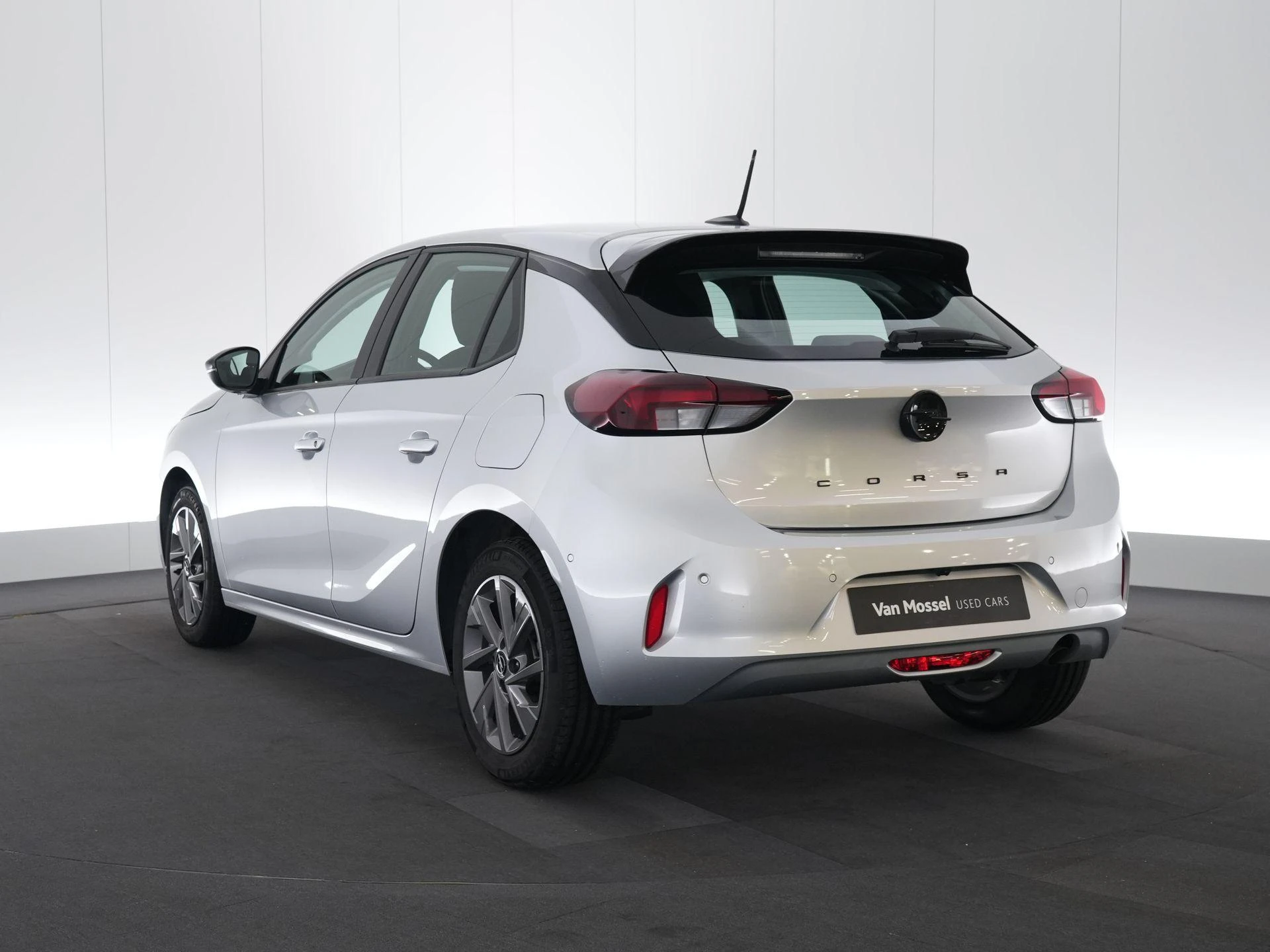 Opel-Corsa-image-1