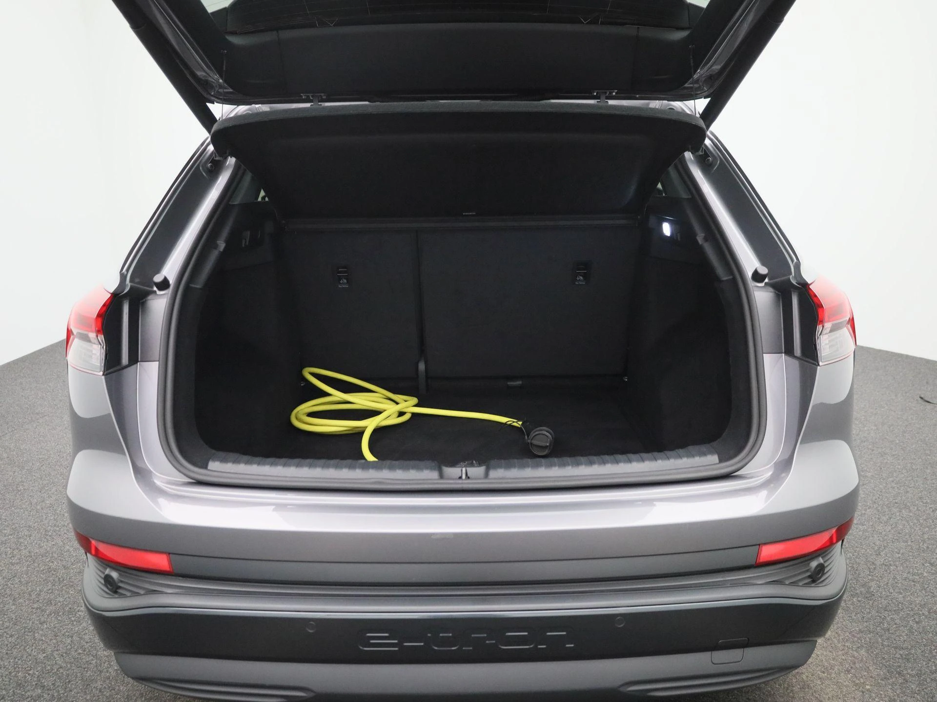 Audi-Q4 e-tron-image-12