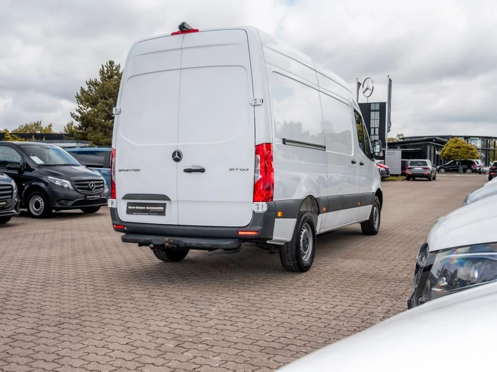 Mercedes-Benz-Sprinter 317-image-5