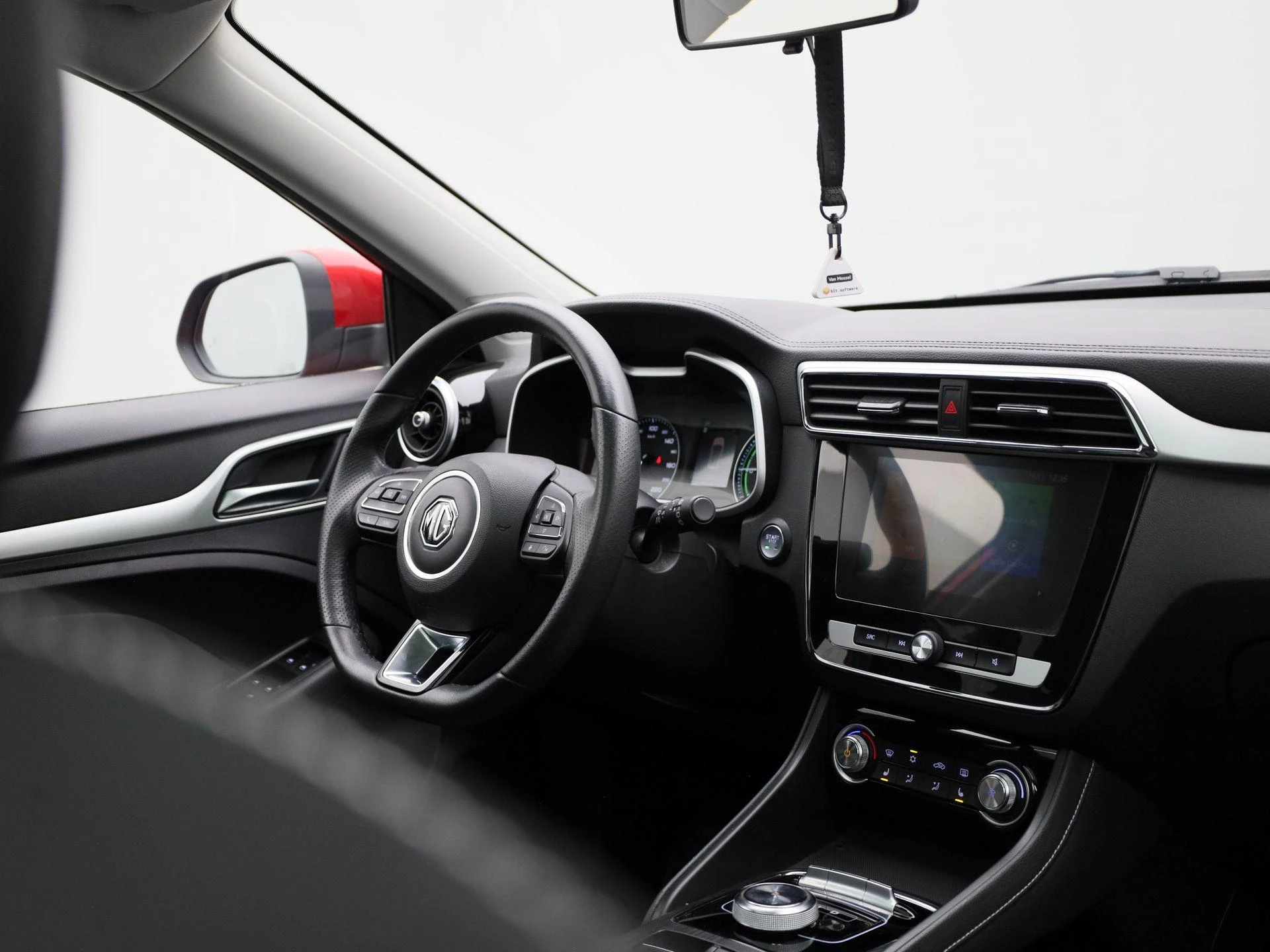 MG ZS EV Luxury 45 kWh