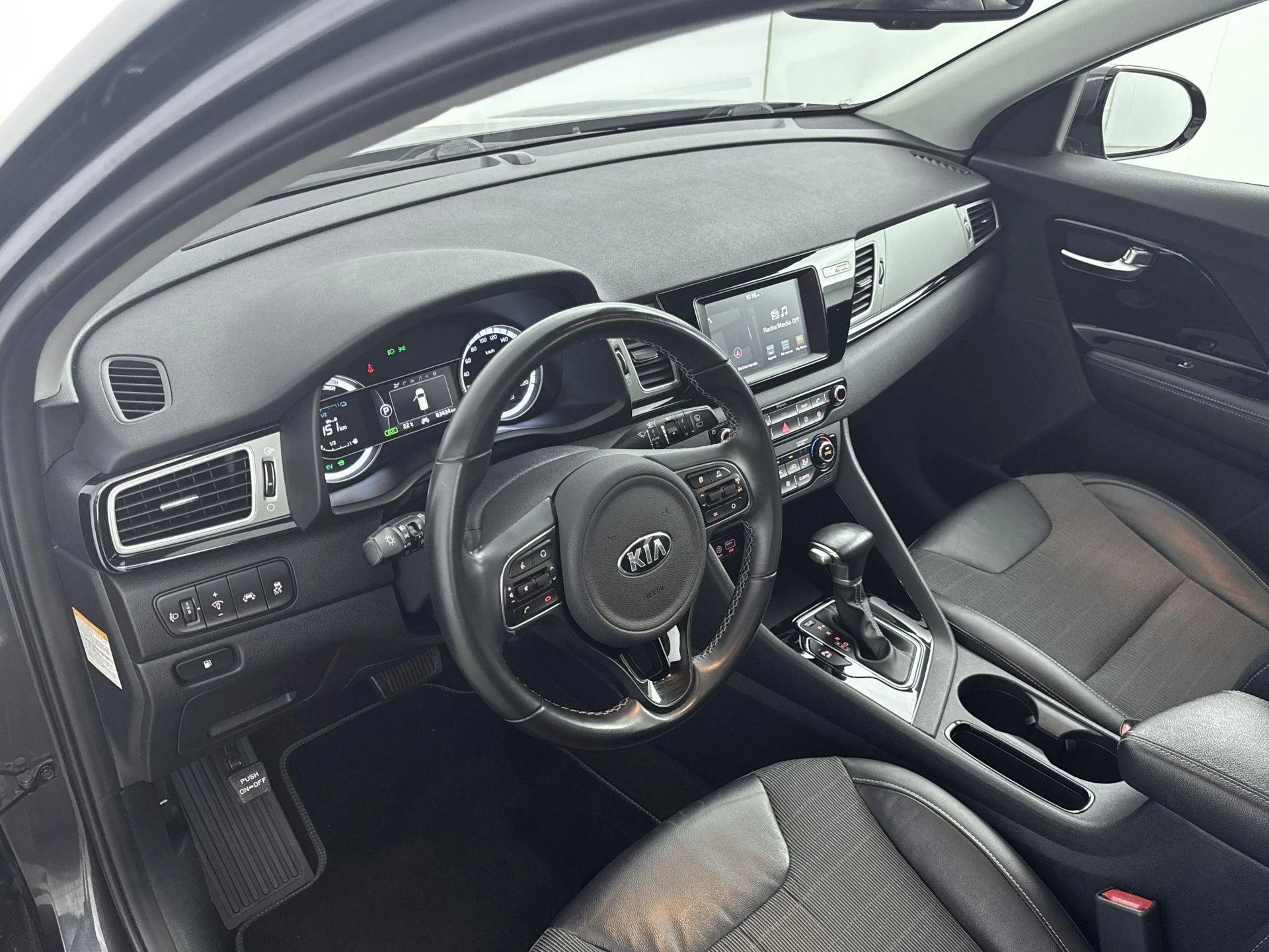 Kia Niro 1.6 GDi 140Pk Hybrid First Edition