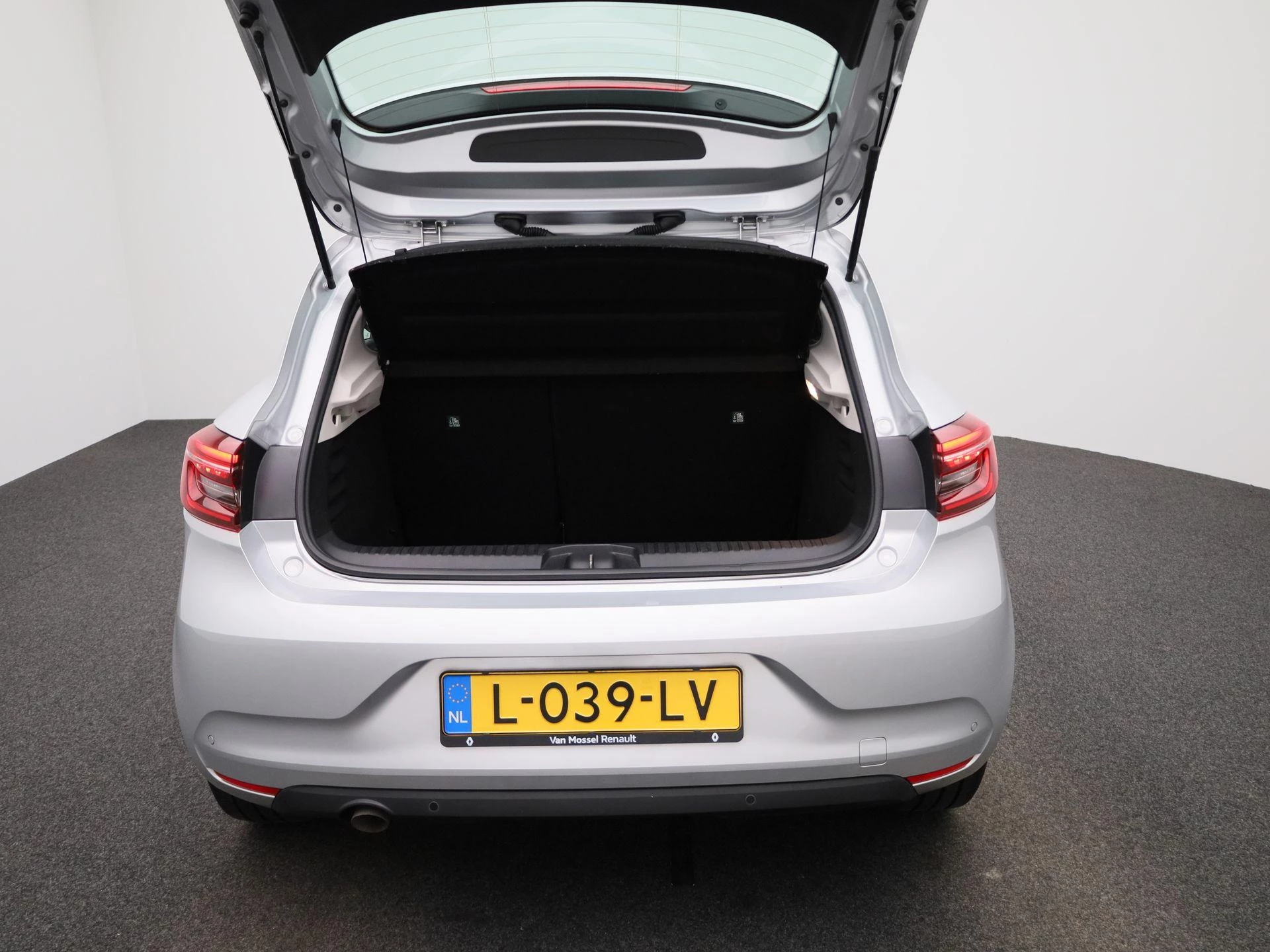 Renault-Clio-image-10