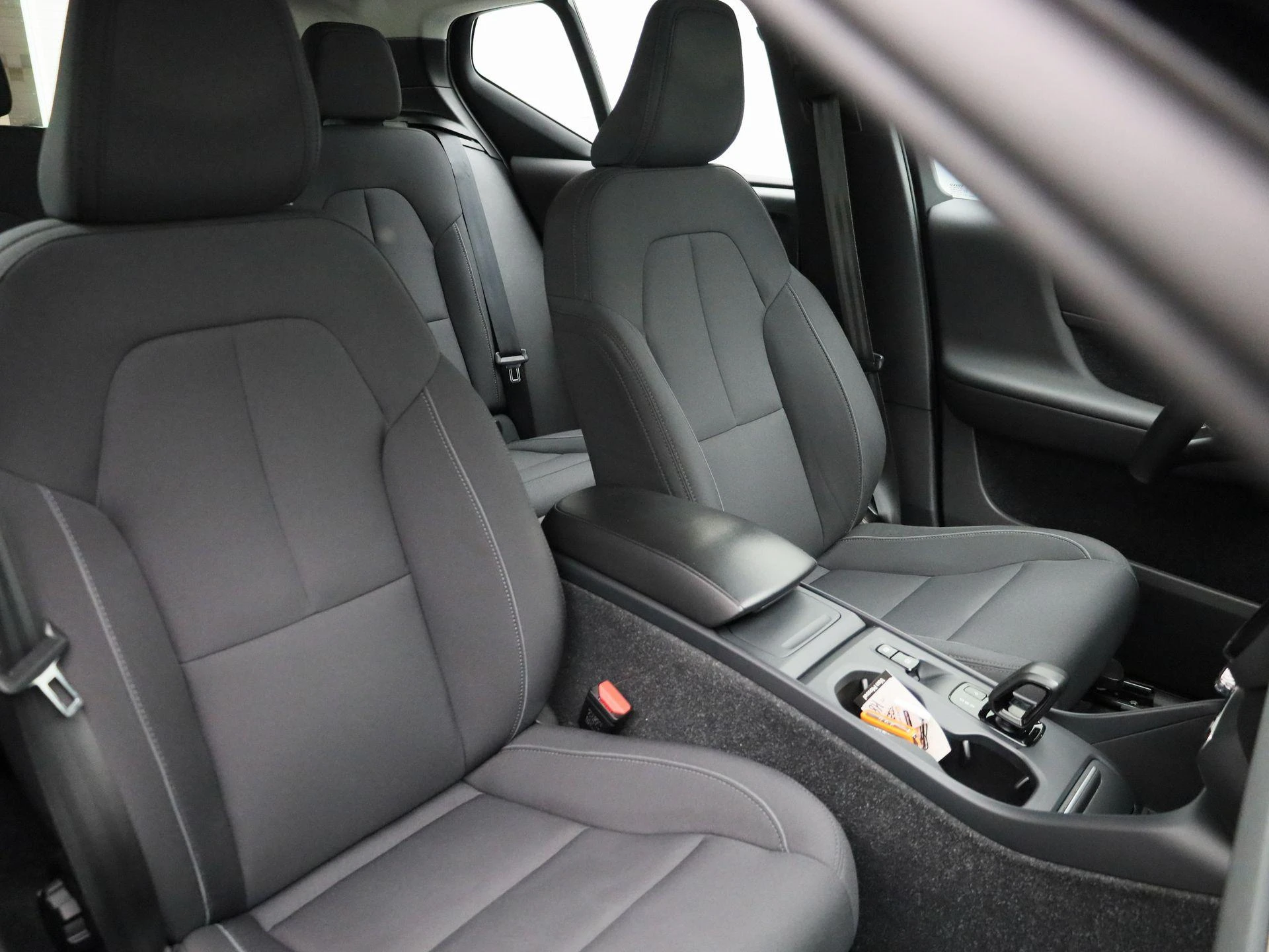Volvo-XC40-image-32