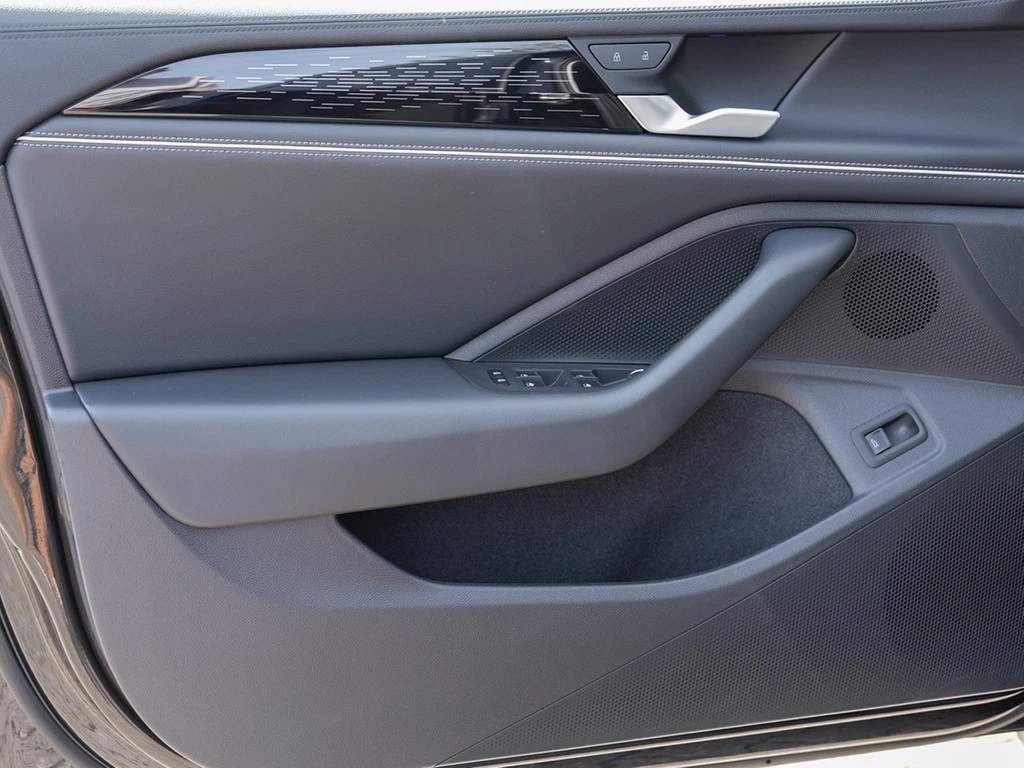 Volkswagen-Passat-image-17