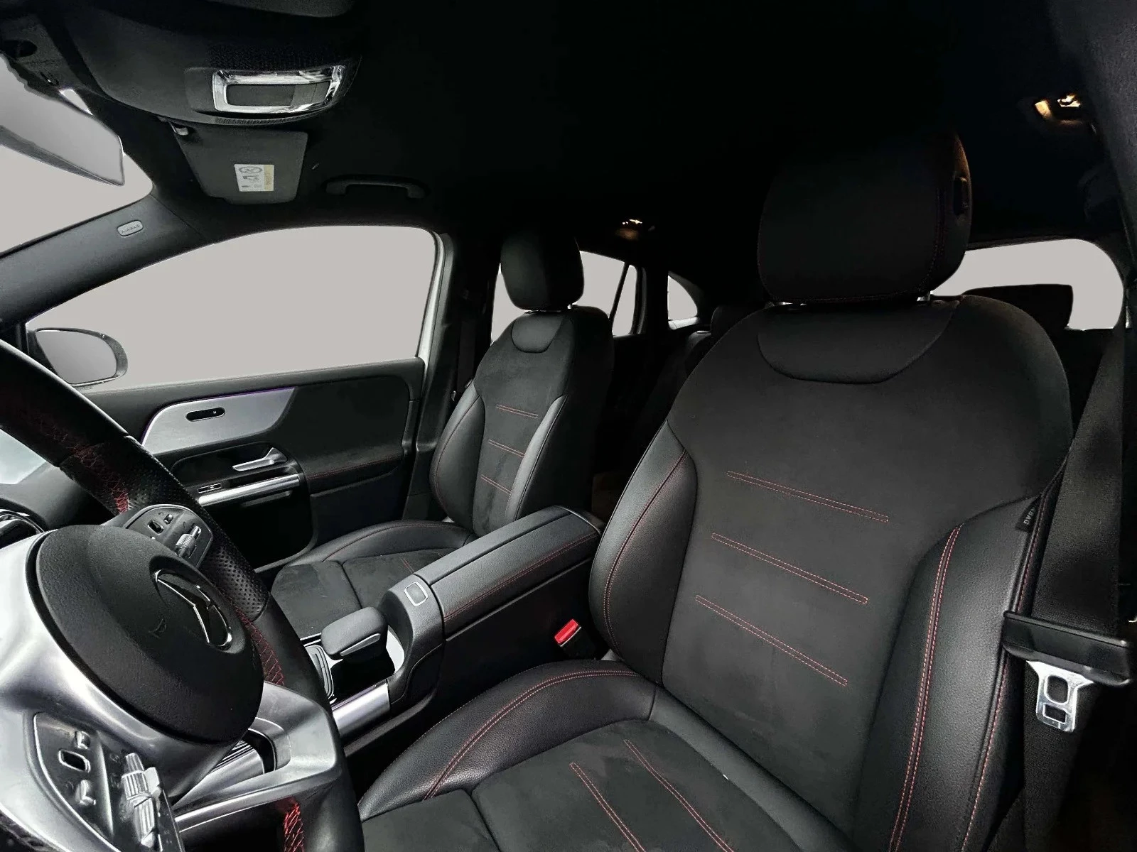 Mercedes-Benz-EQA-image-11