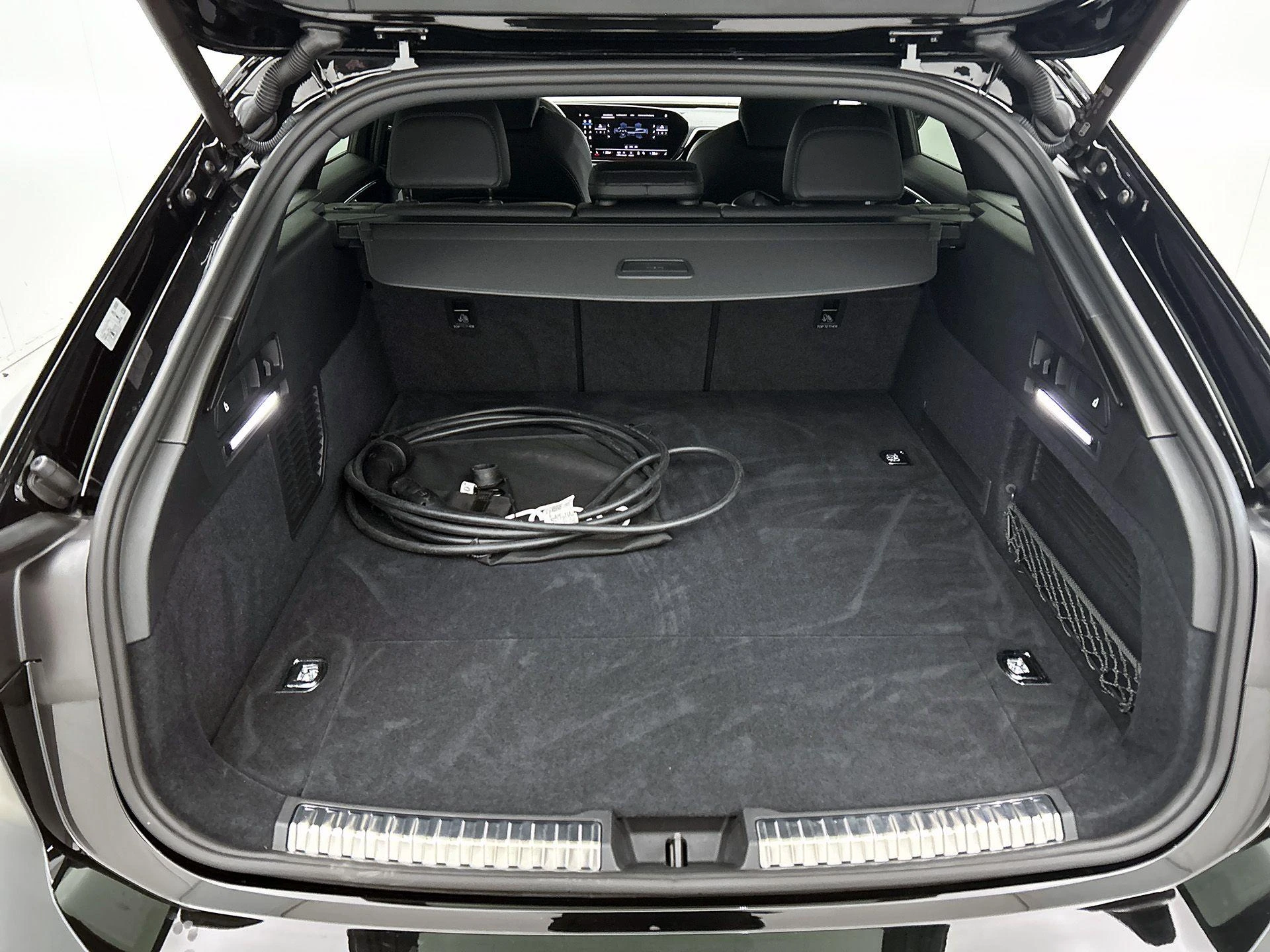 Audi-A6-image-42